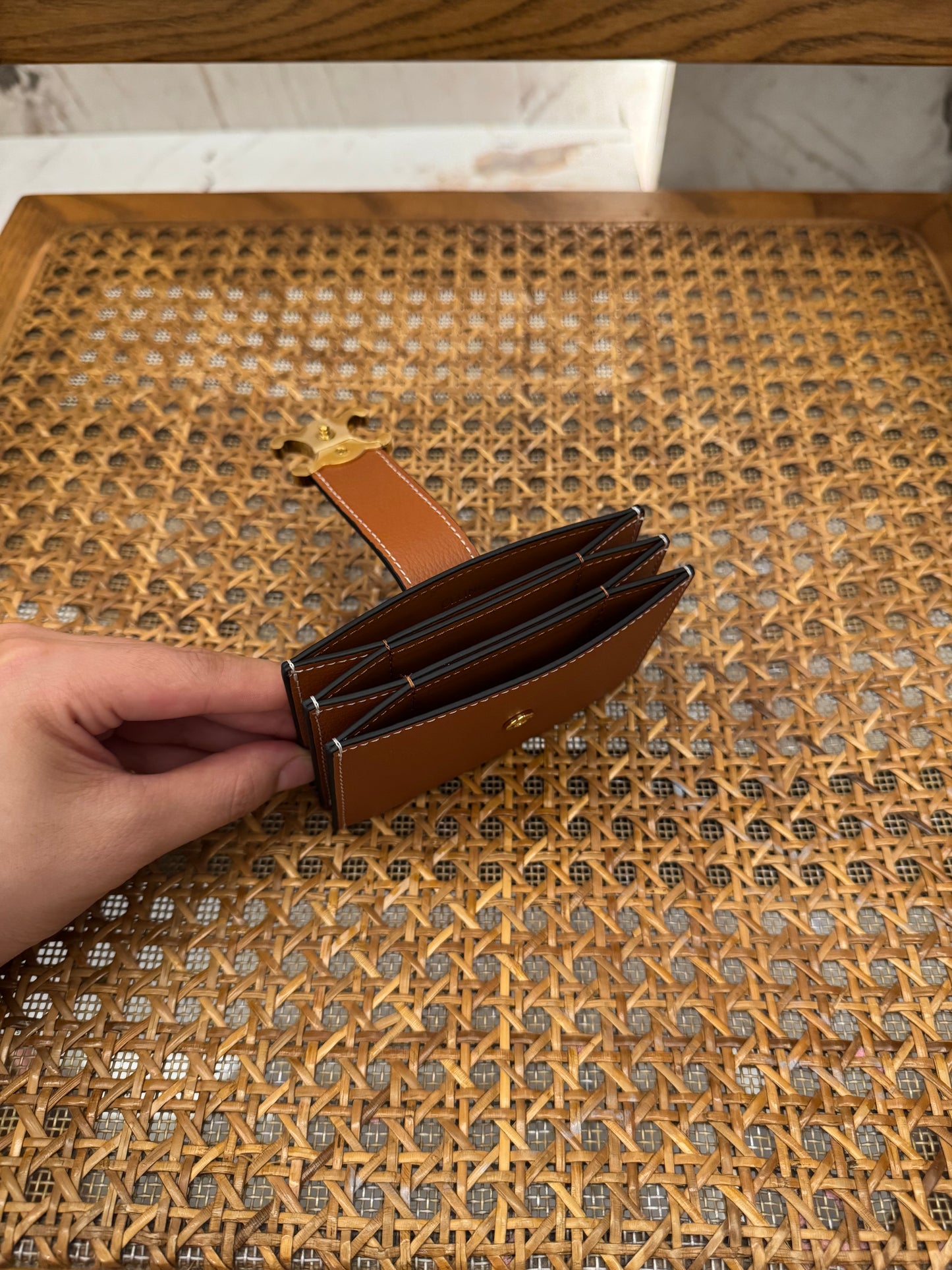 CEL ACCORDEON CARD HOLDER