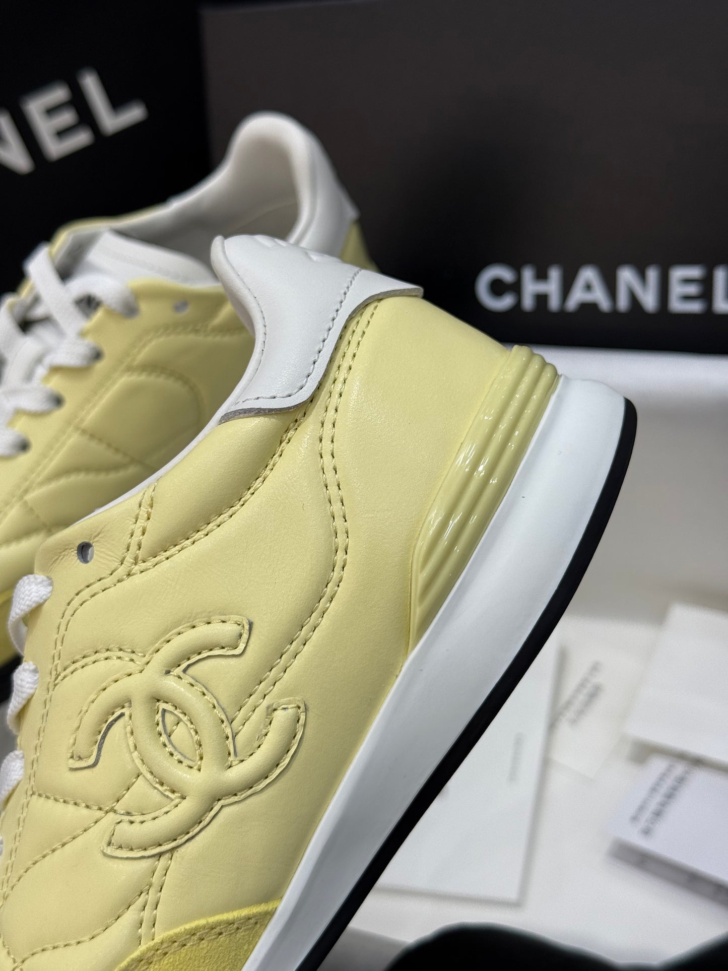 CC SNEAKER