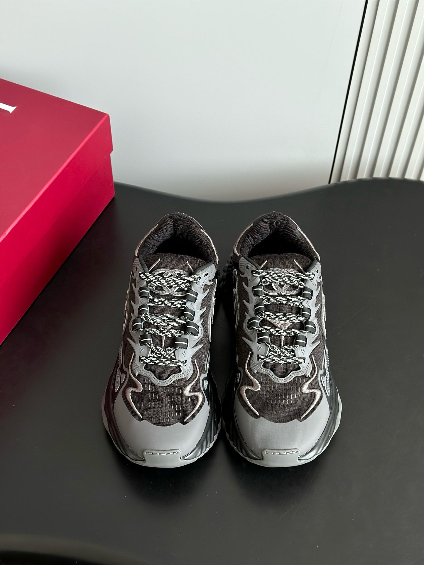 GG RIPPLE TRAINERS