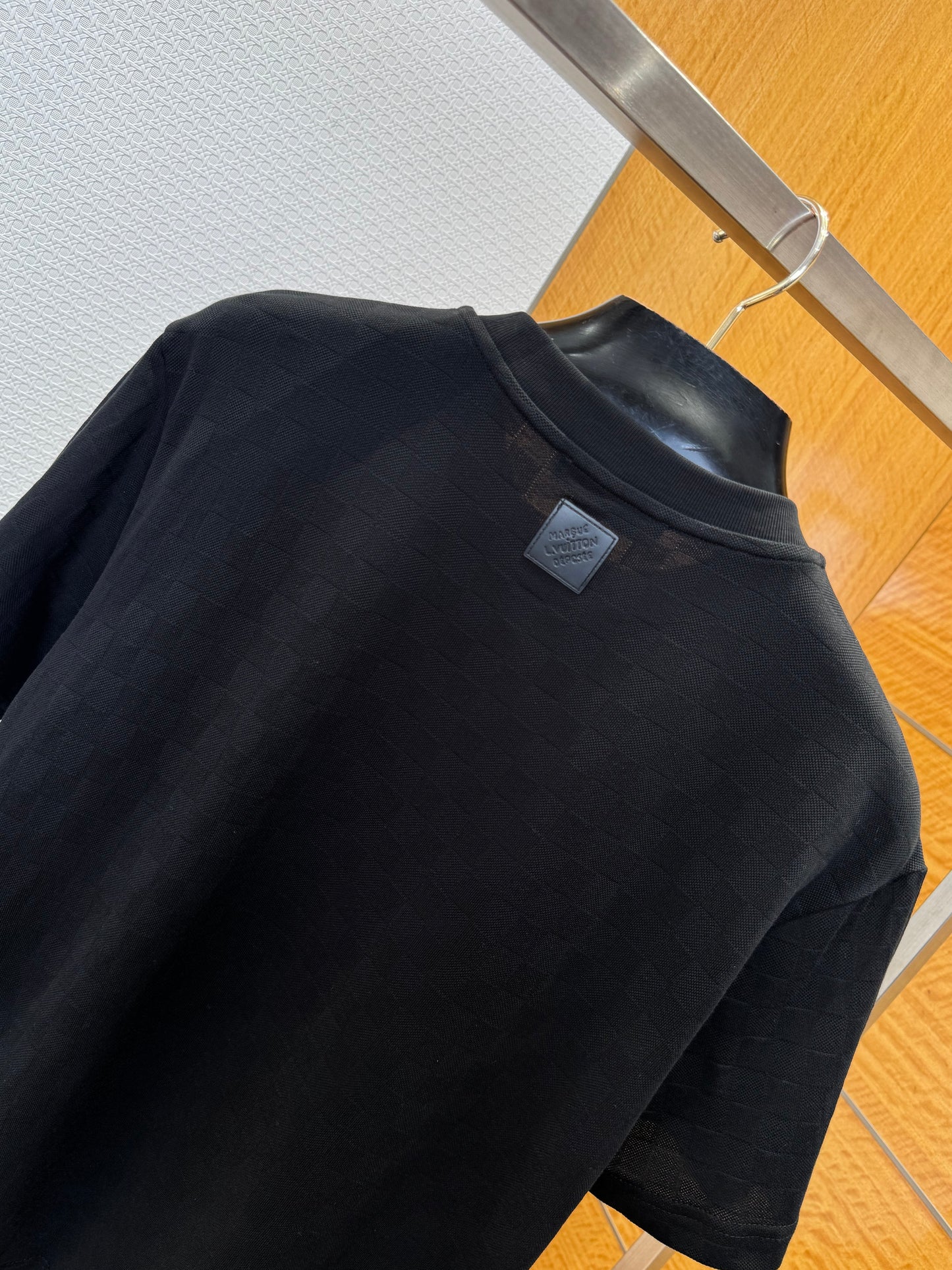 LOU T-SHIRT