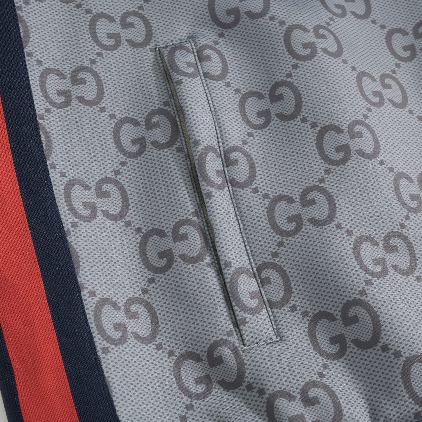 GG ZIP HOODIE