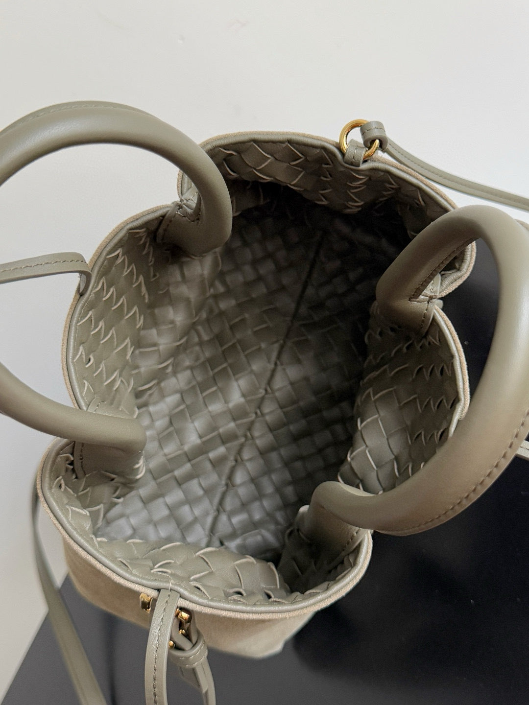 BOTT V SMALL PINACOTECA BAG