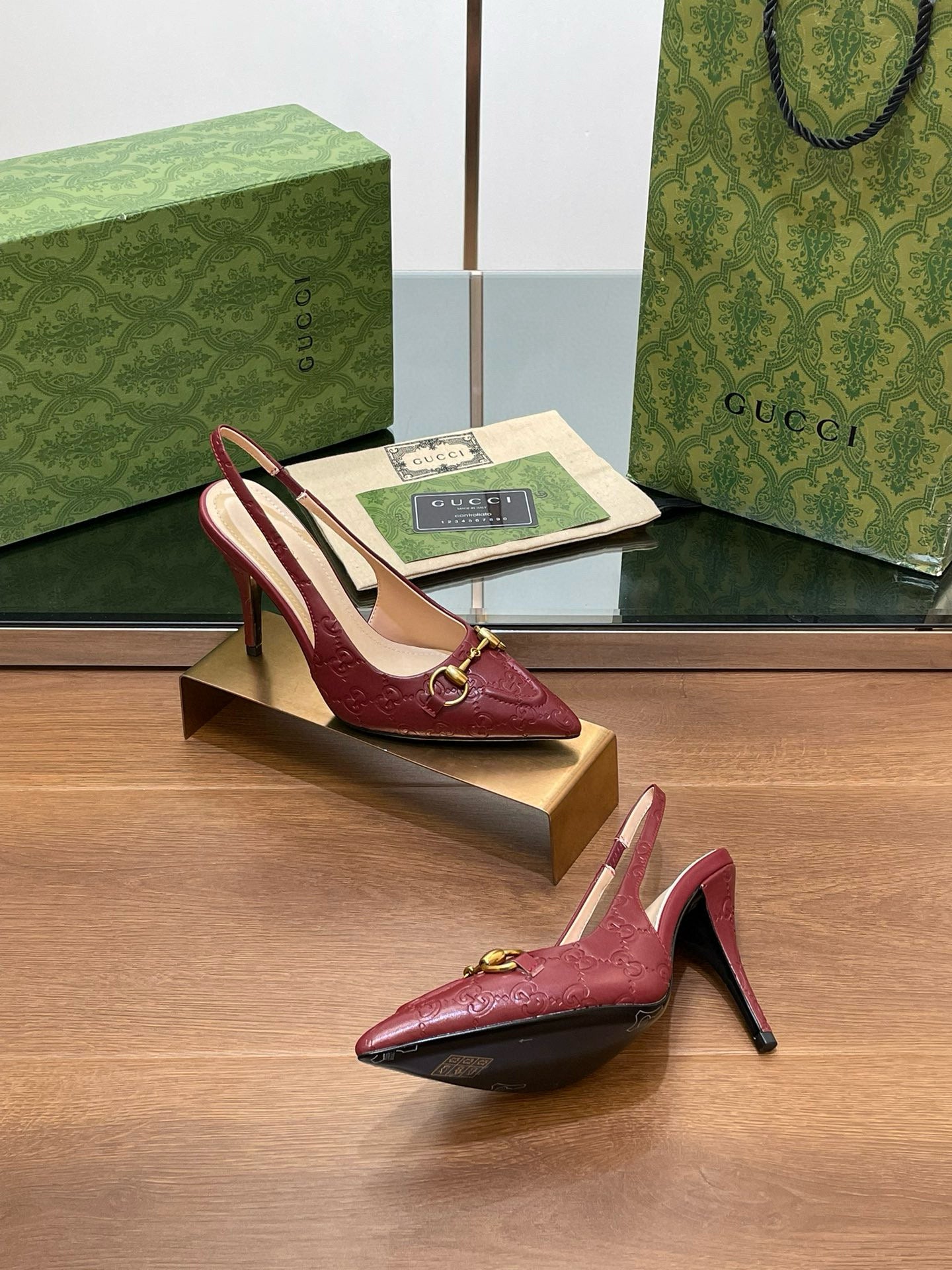 GG HEELS