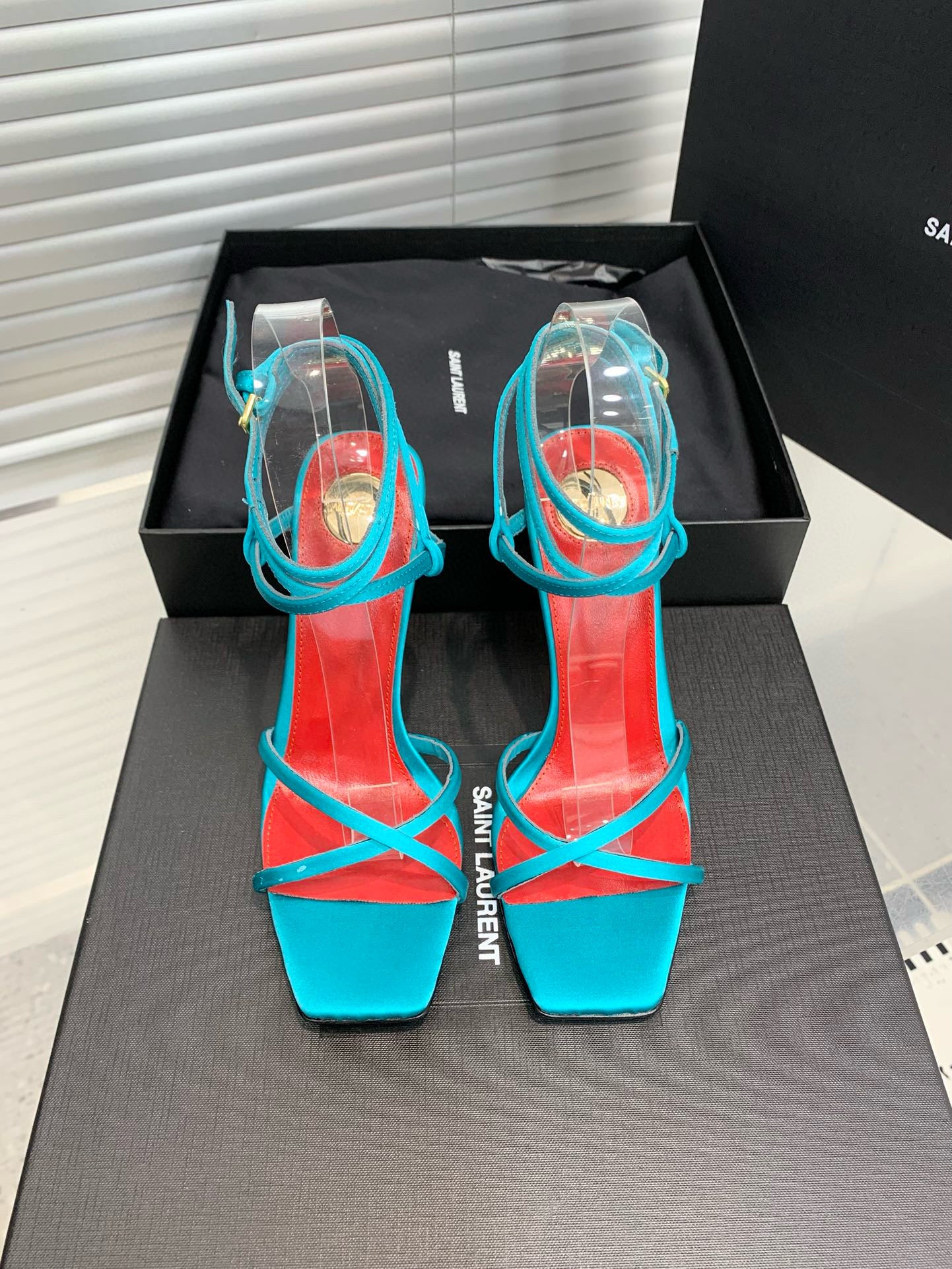 SL HEELS