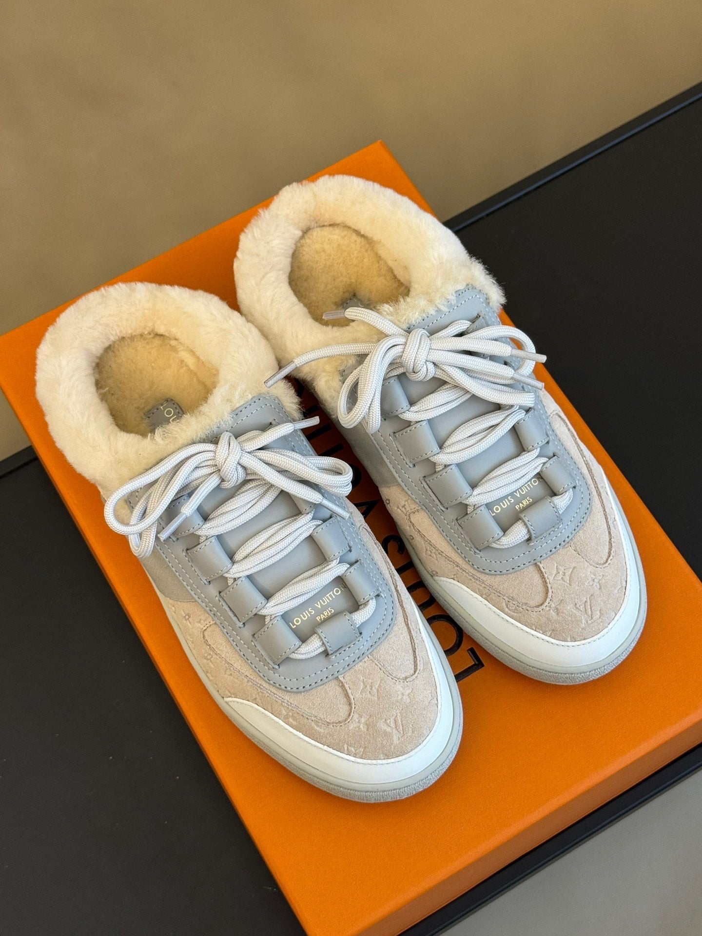 LOU OPEN BACK SNEAKERS