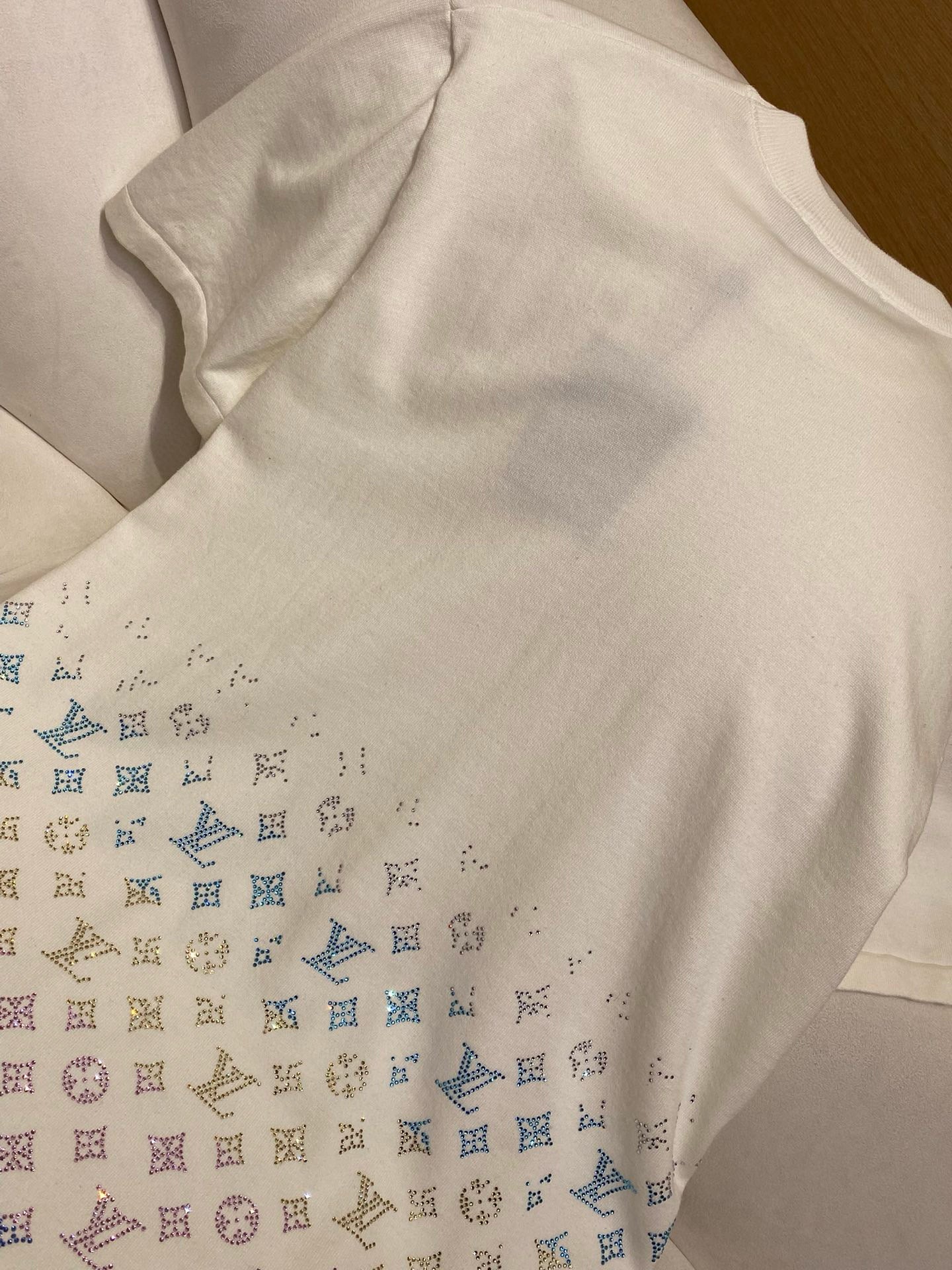 LOU T-SHIRT
