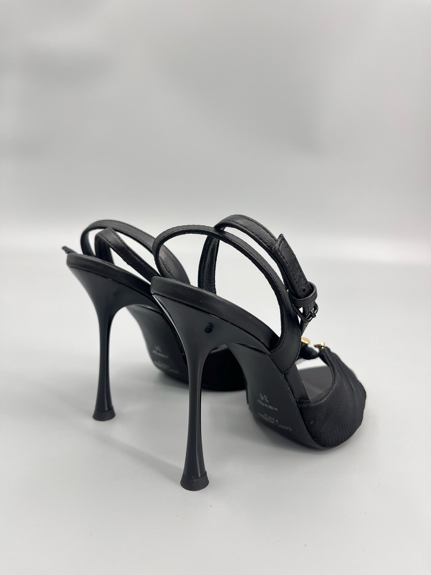 SL HEELS