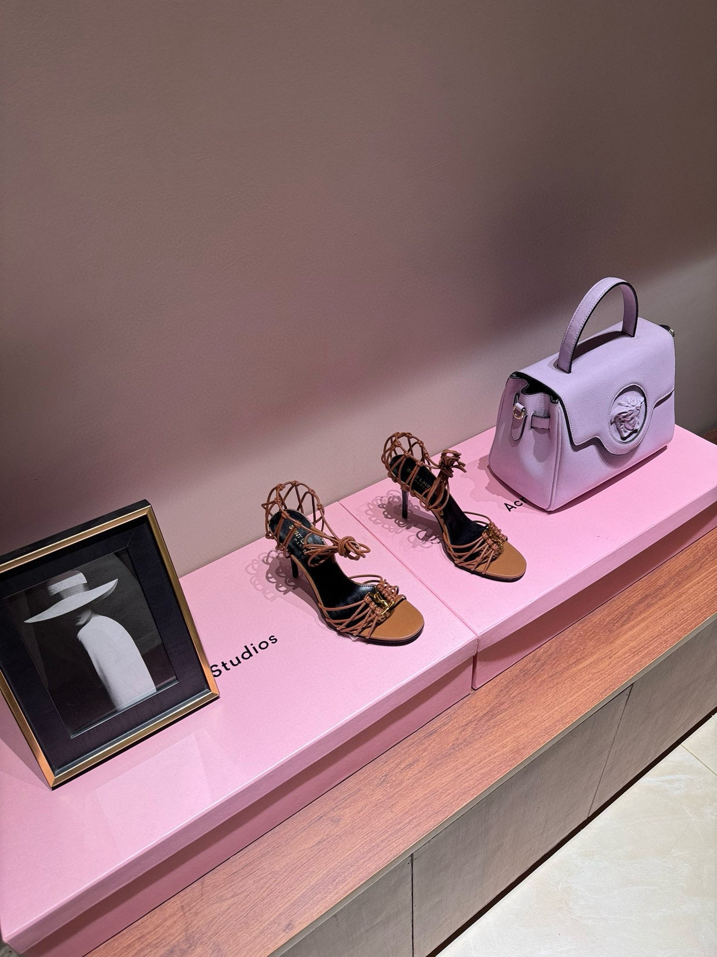 SL HEELS