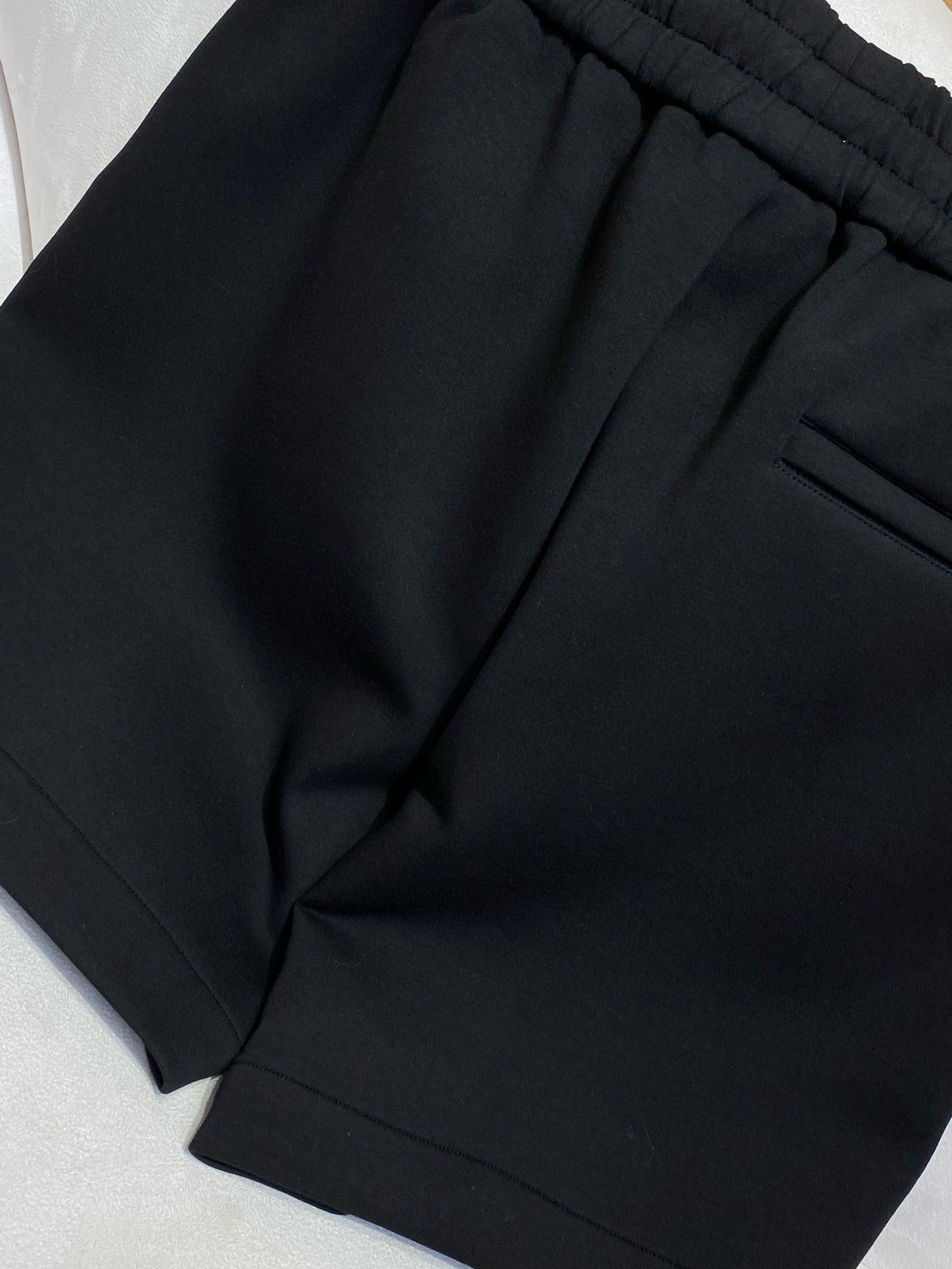 GG SHORTS