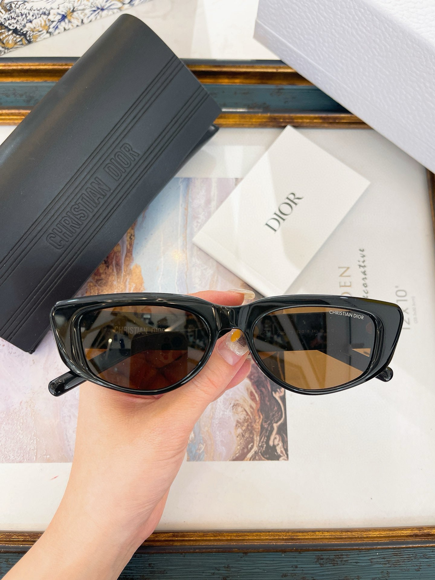 CD SUNGLASSES