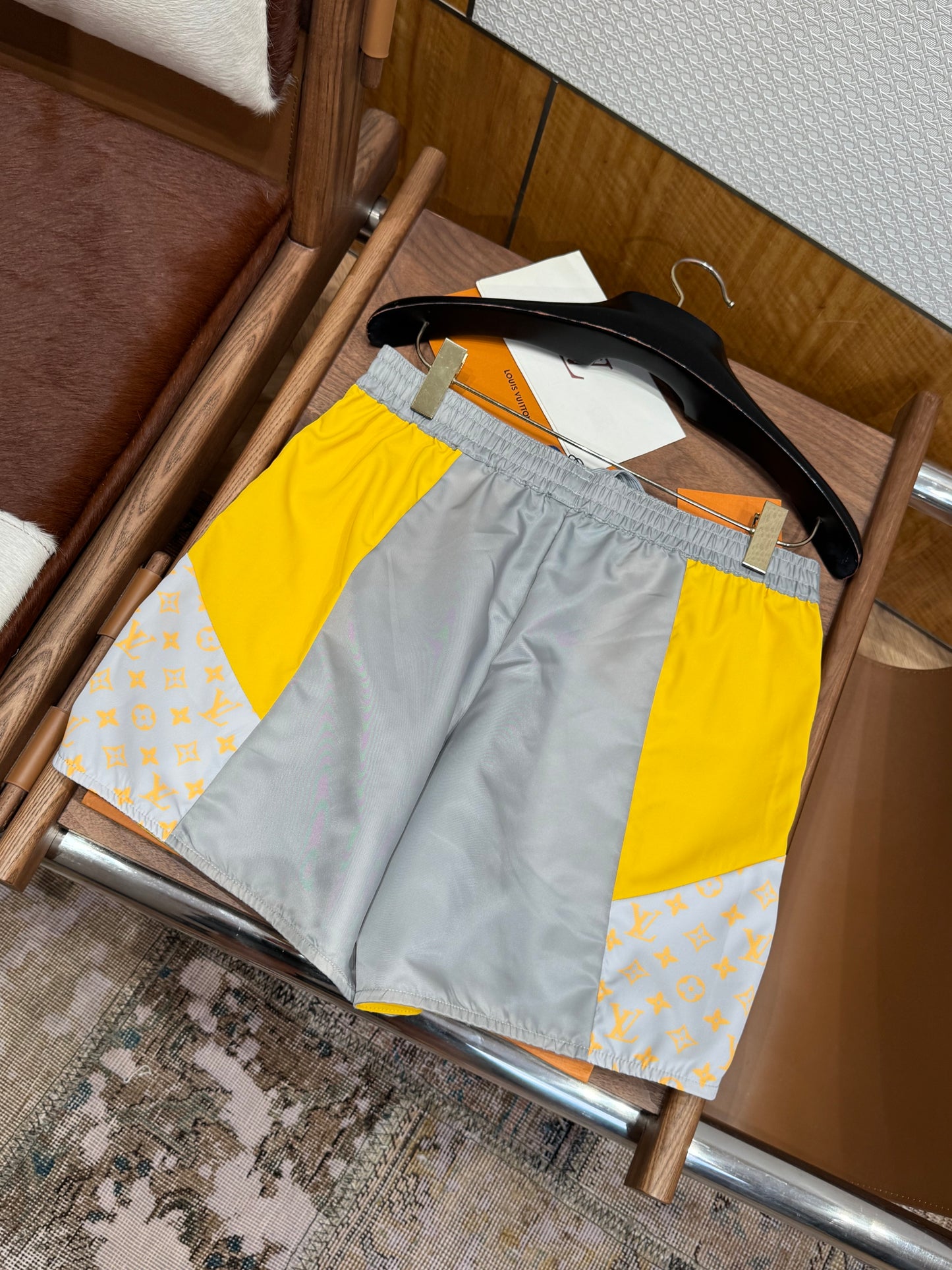 LOU SHORTS