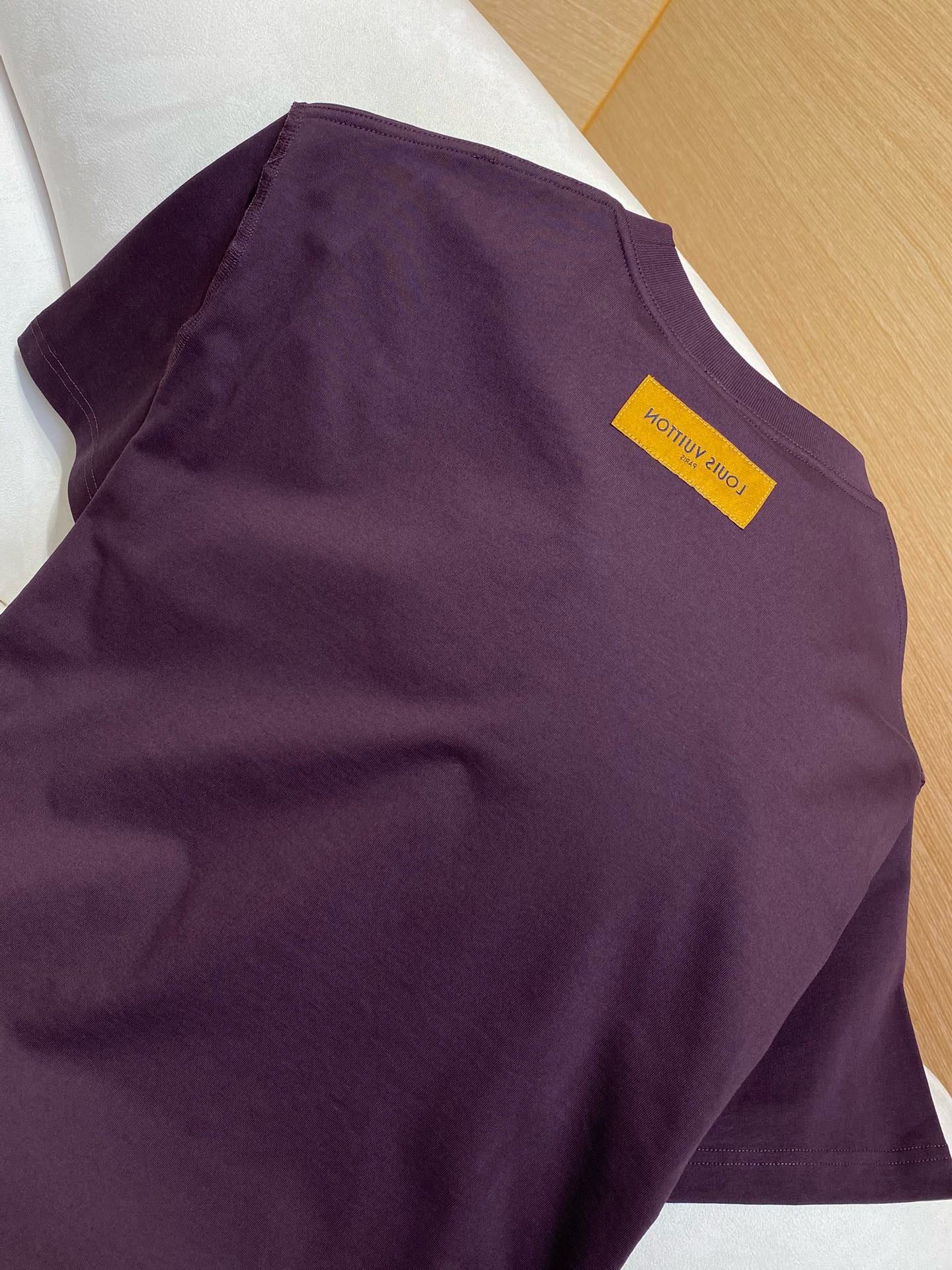 LOU T-SHIRT