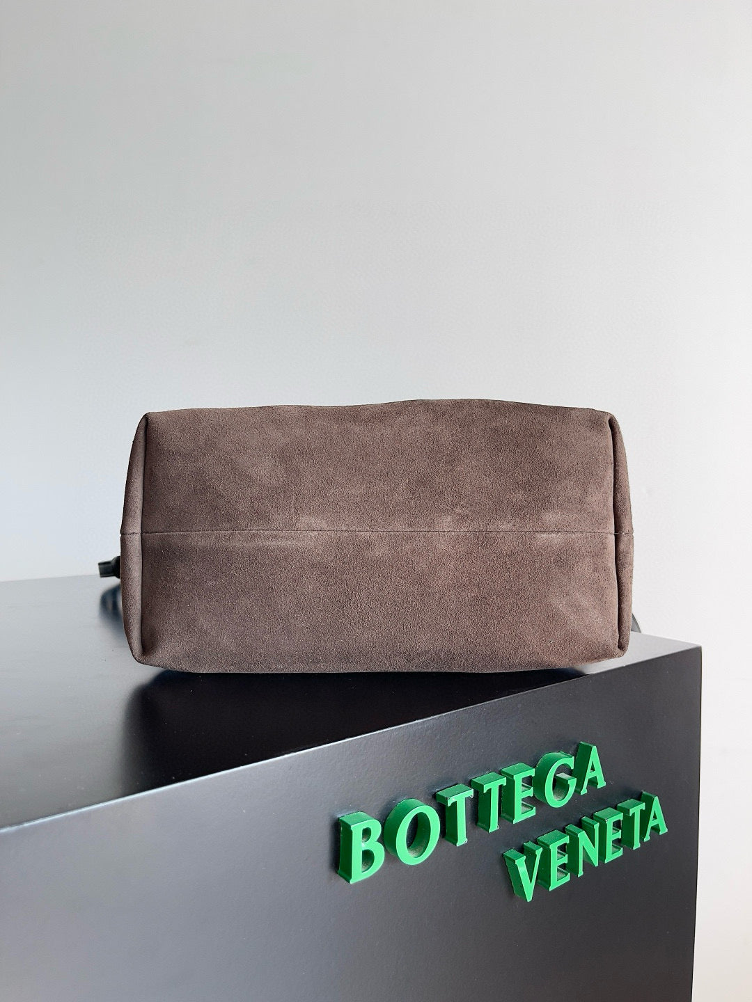BOTT V SMALL PINACOTECA BAG