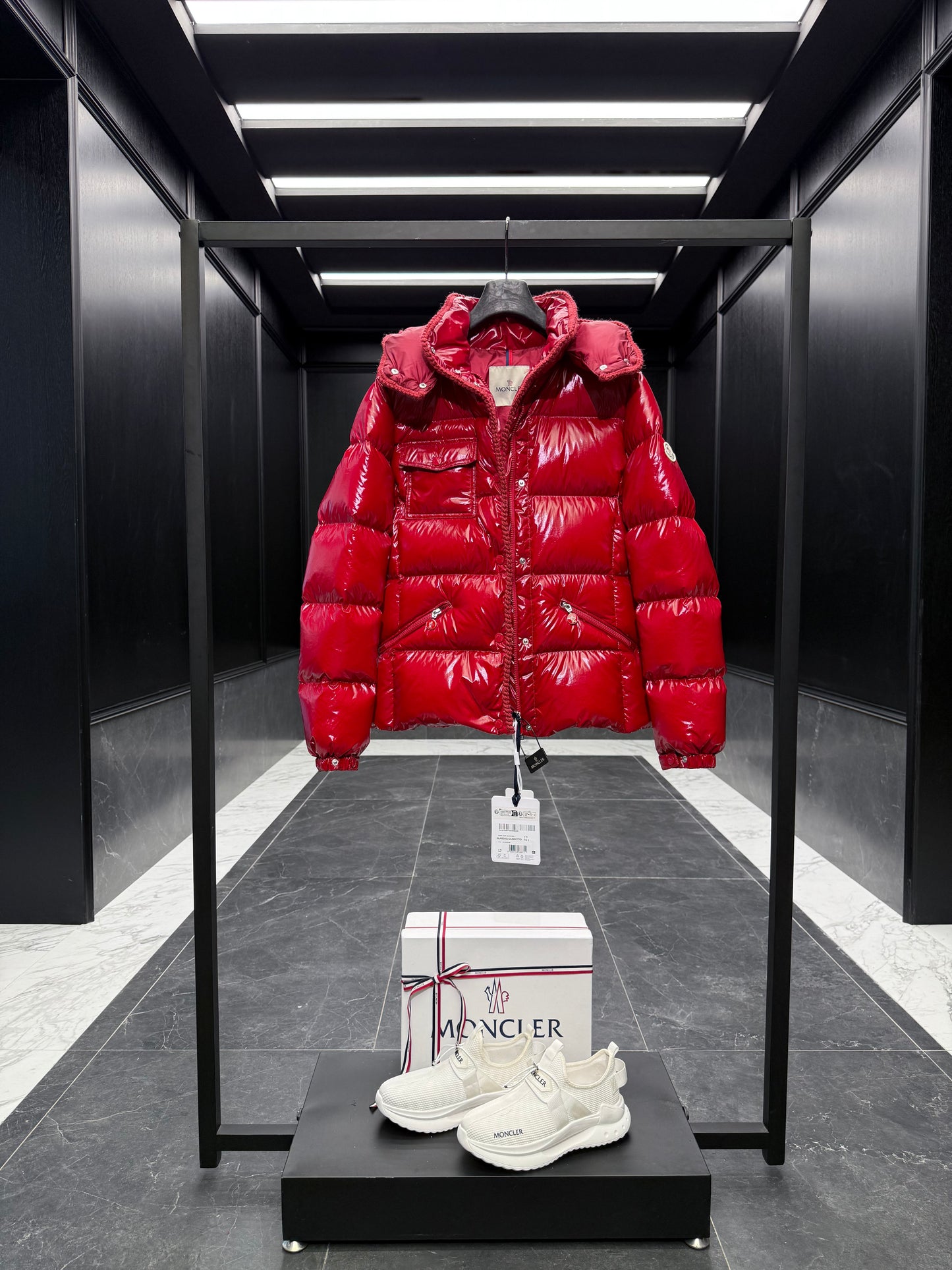 MONC GLAREINS JACKET