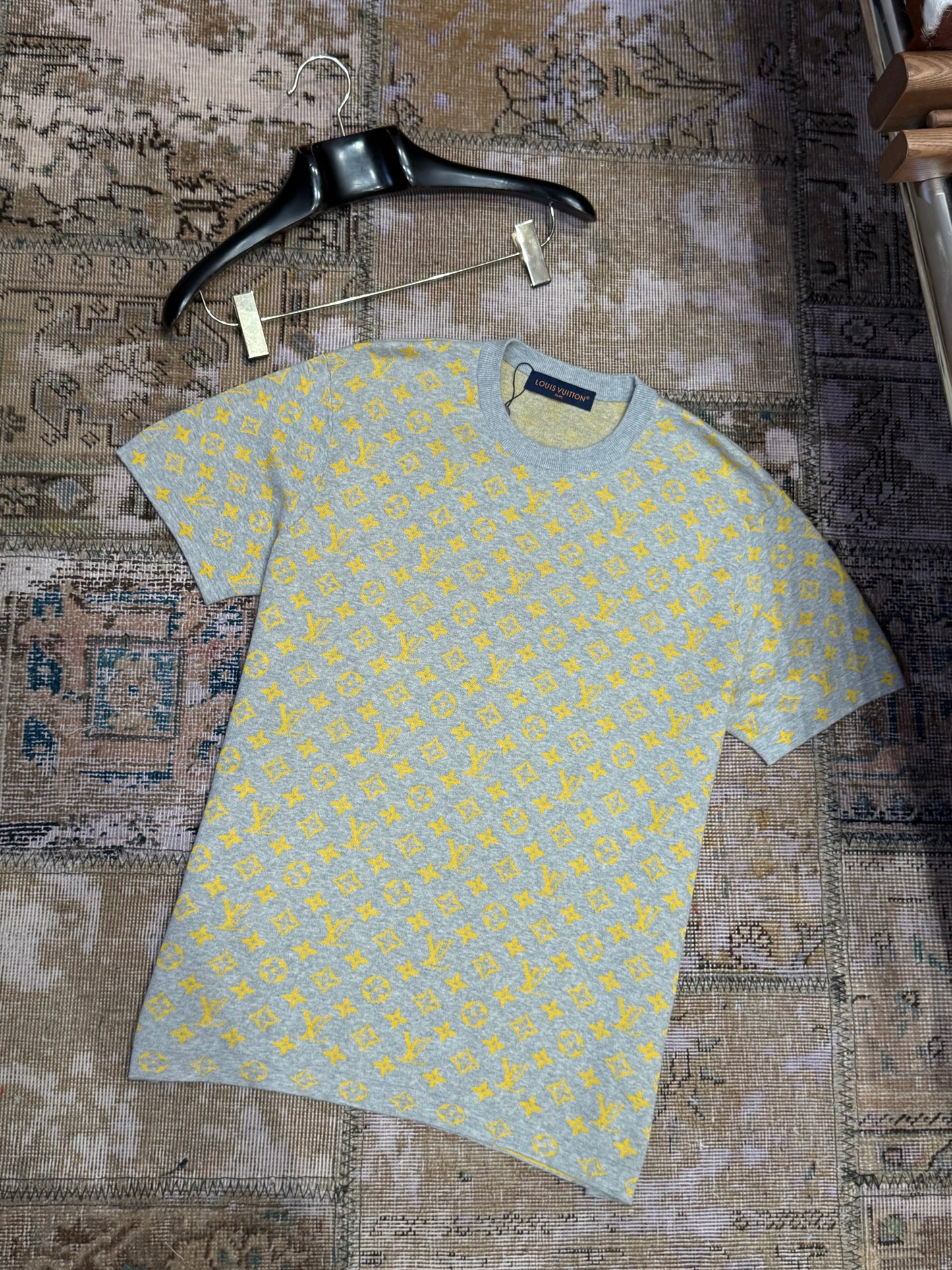 LOU T-SHIRT
