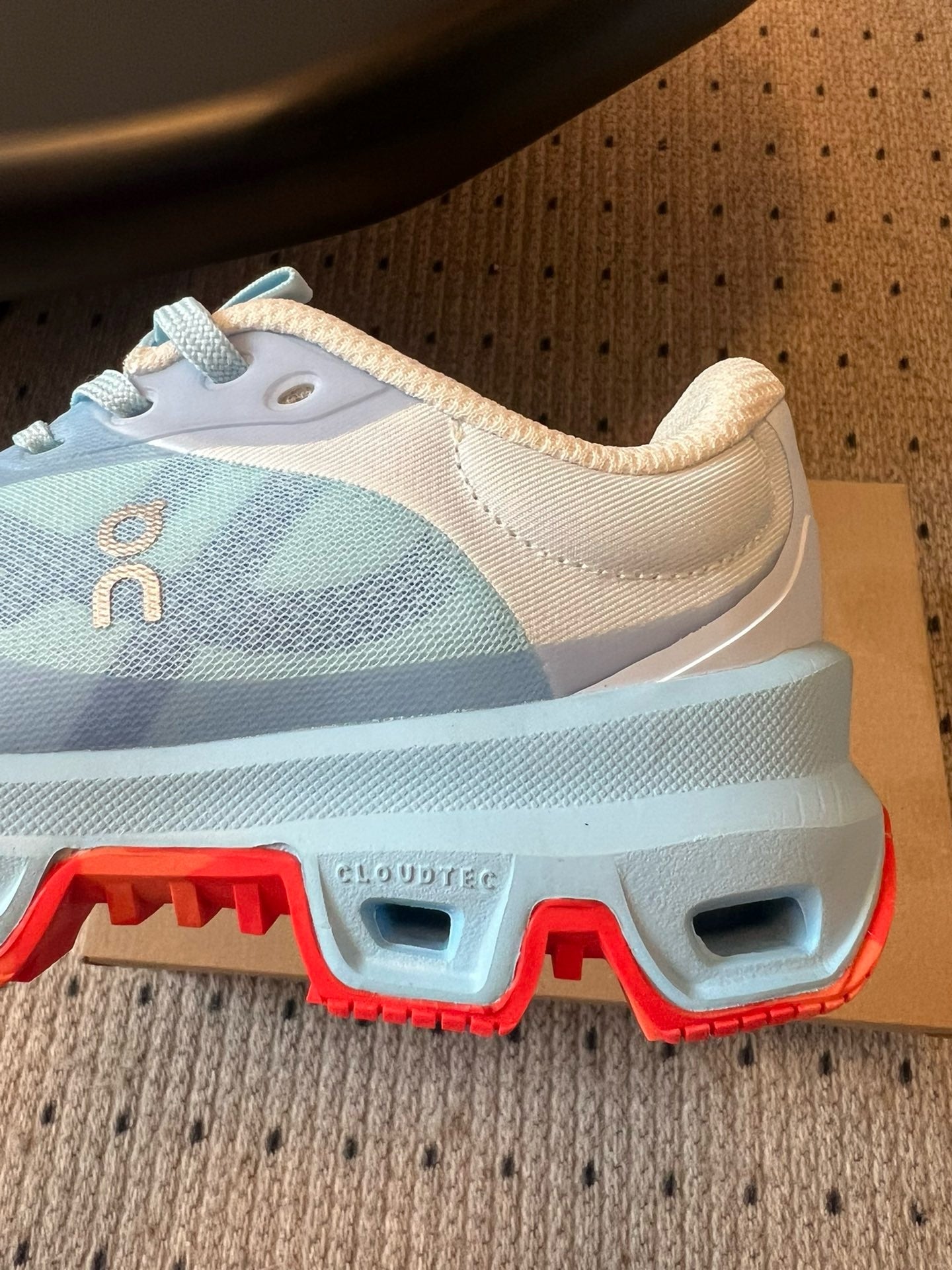 LOEW CLOUDLIT SNEAKER