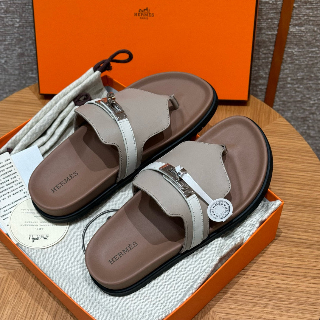 HERM EMPIRE SANDALS