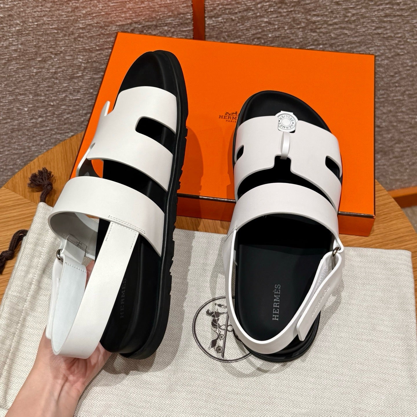 HERM GENIUS SANDALS