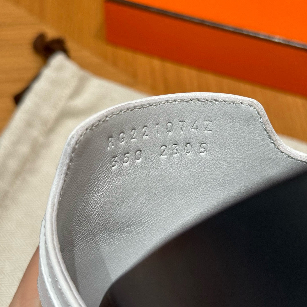 HERM EMPIRE SANDALS