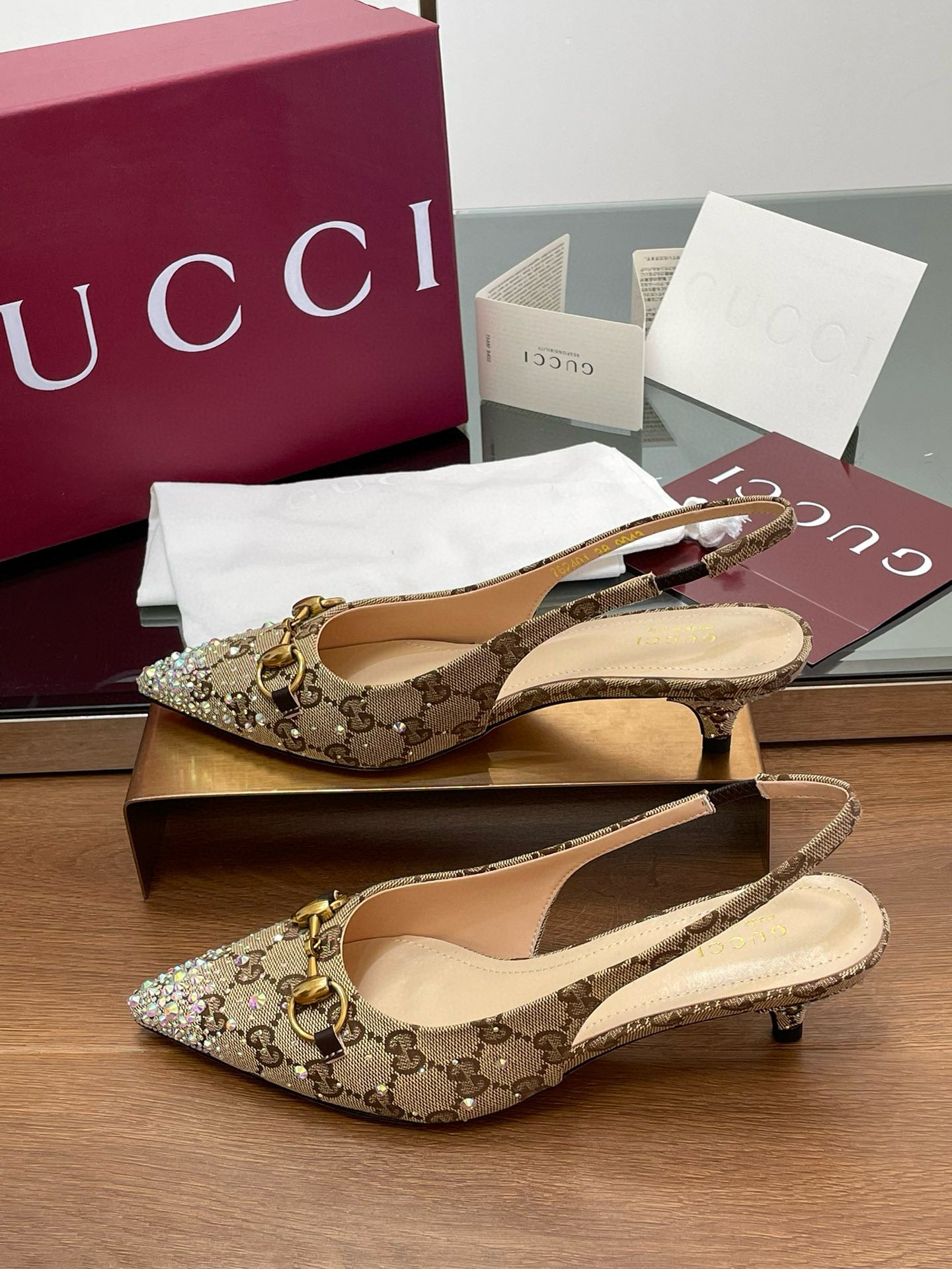 GG HEELS