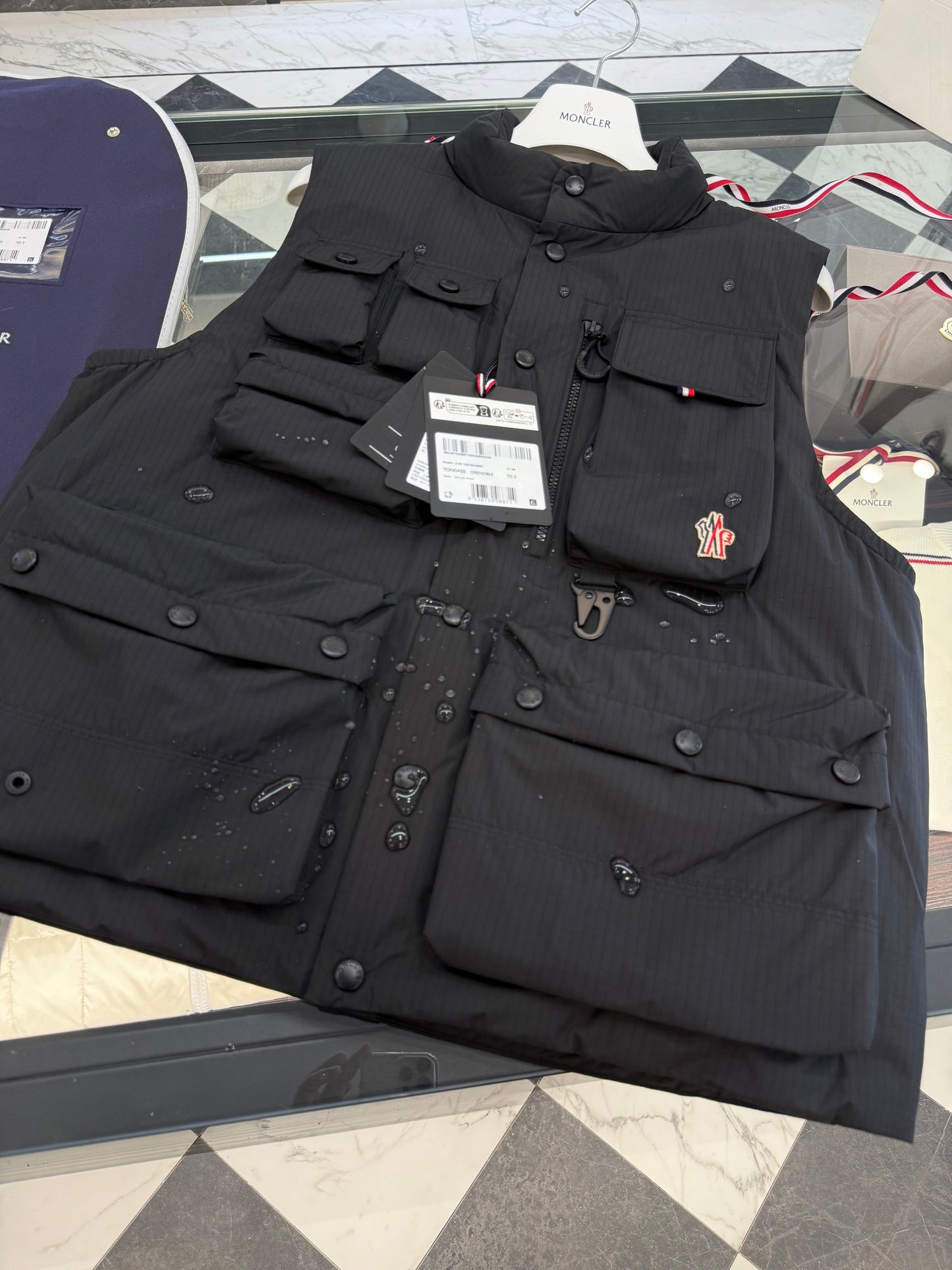 MONC TONGASS VEST