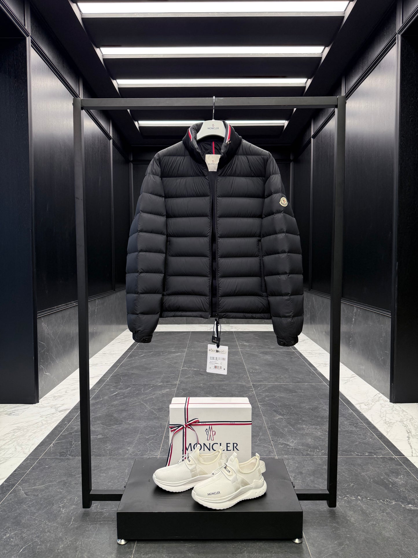 MONC BRENDANN JACKET