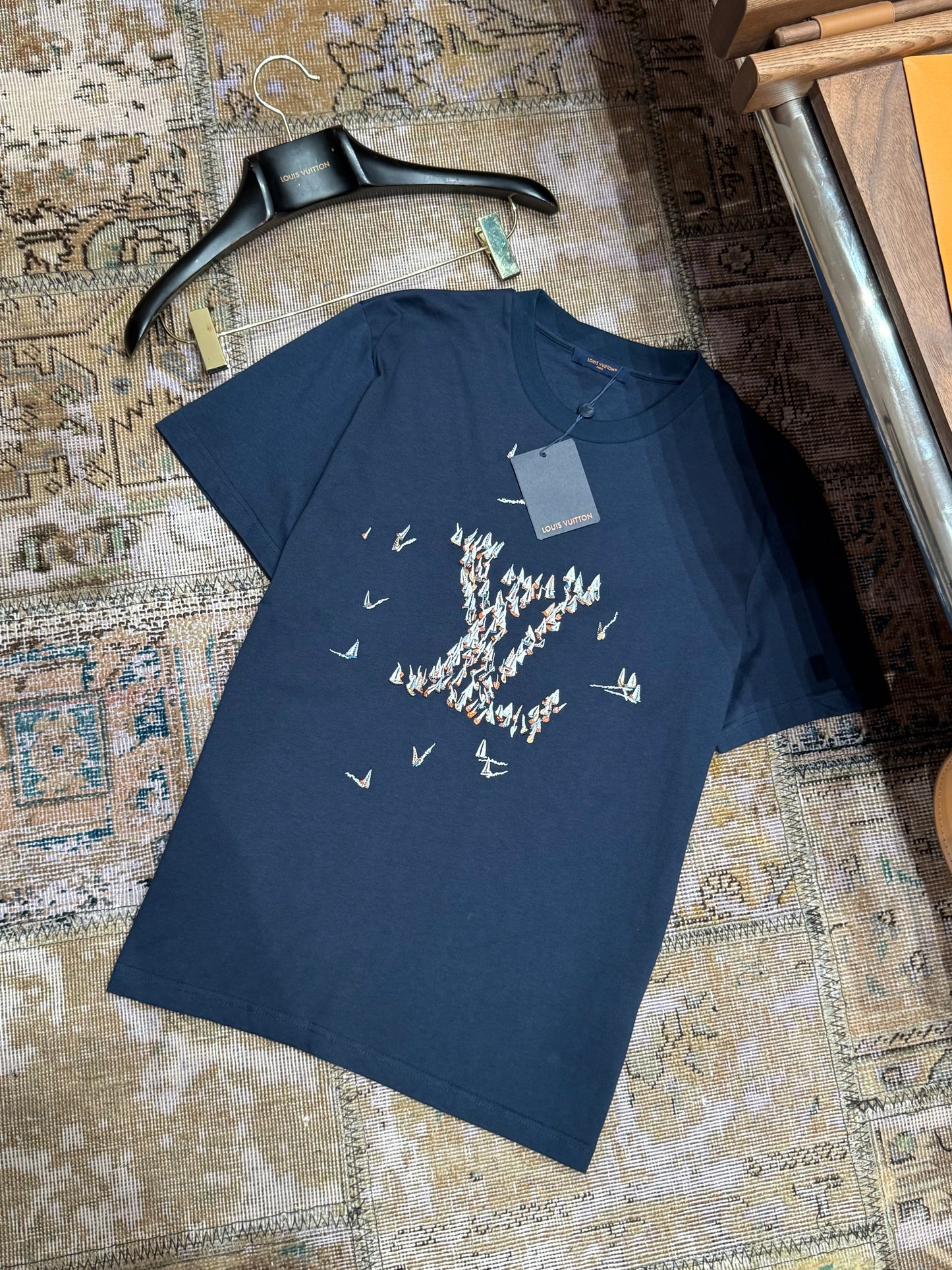 LOU T-SHIRT