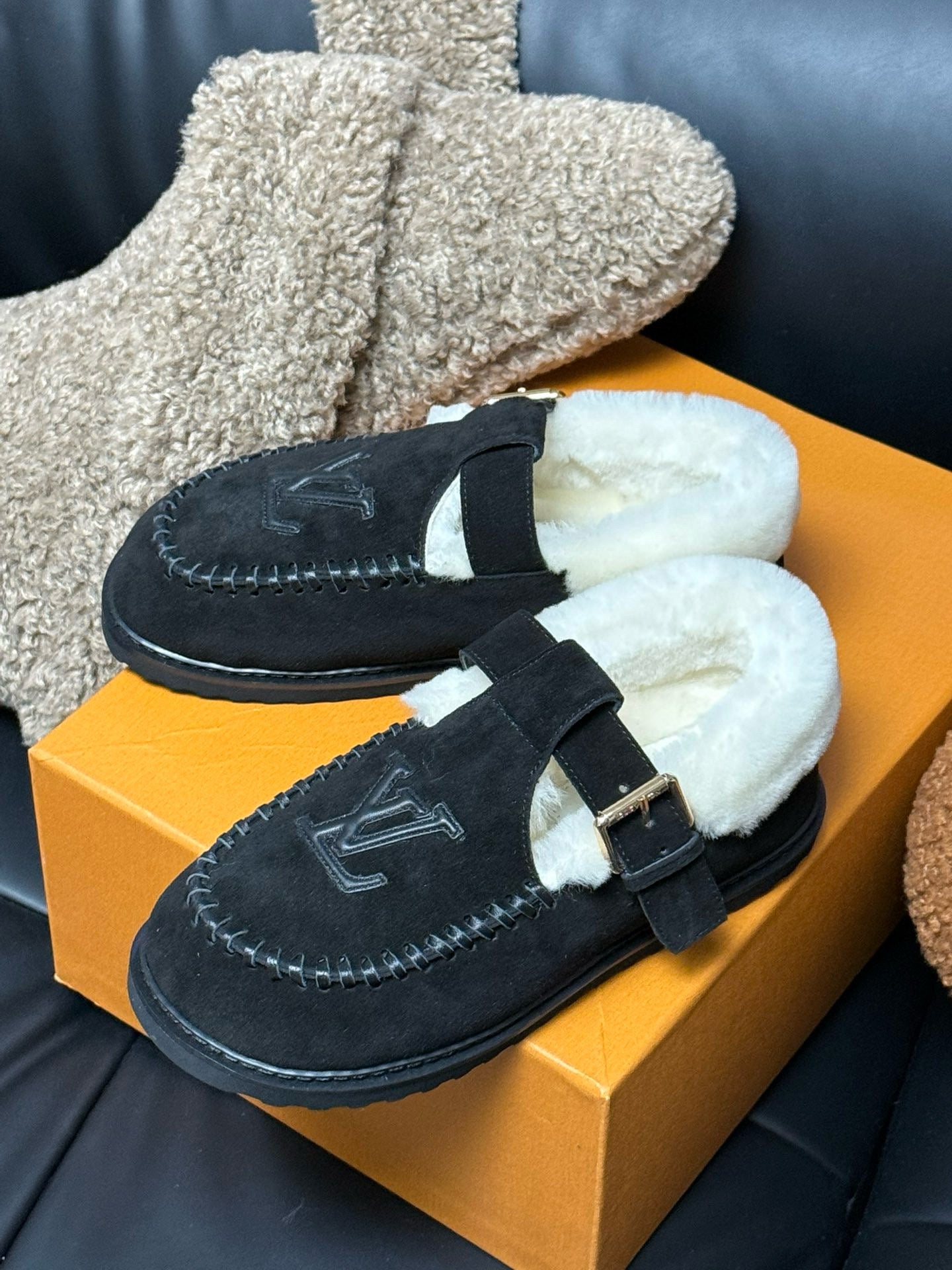 LOU COLORADO MARY JANES