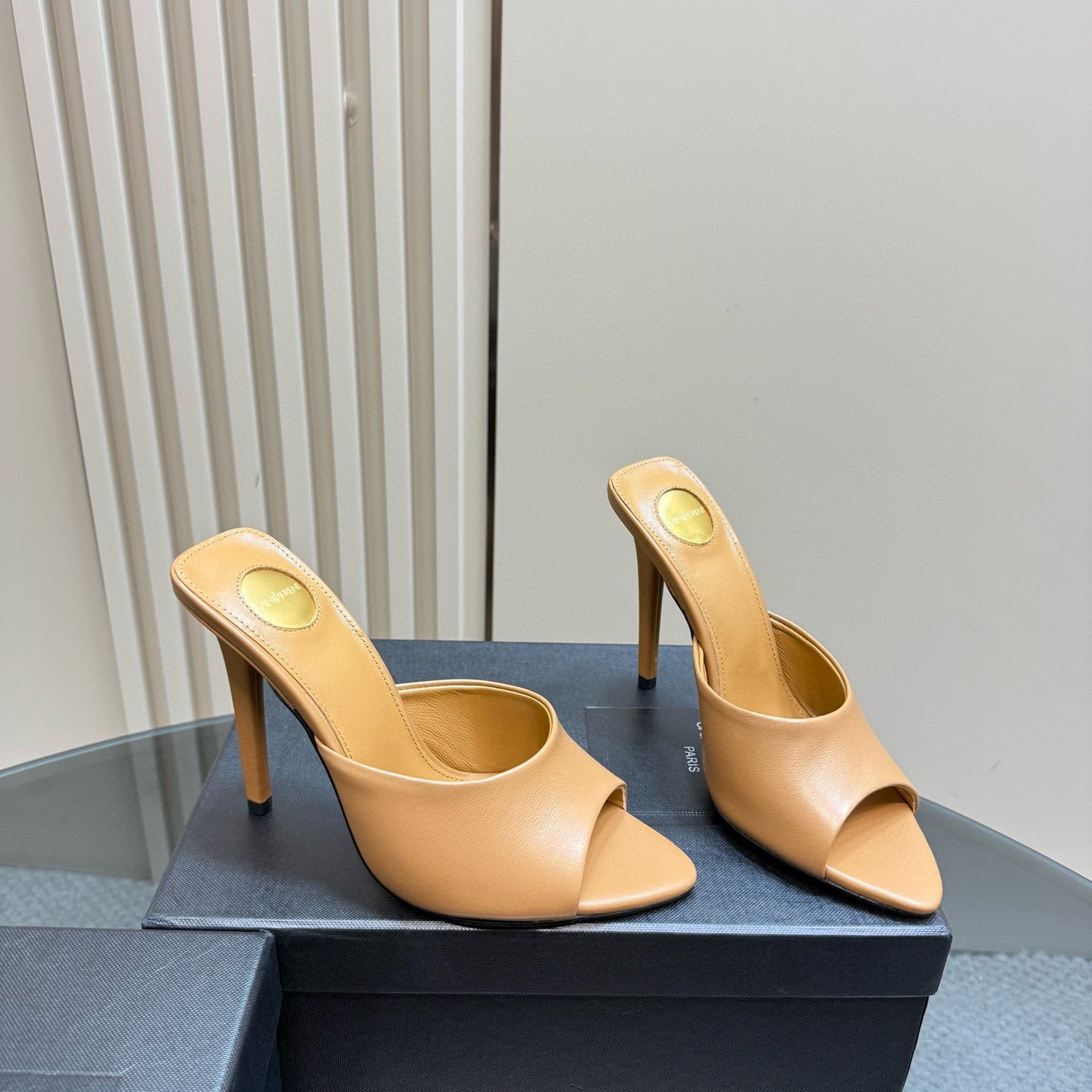 SL HEELS