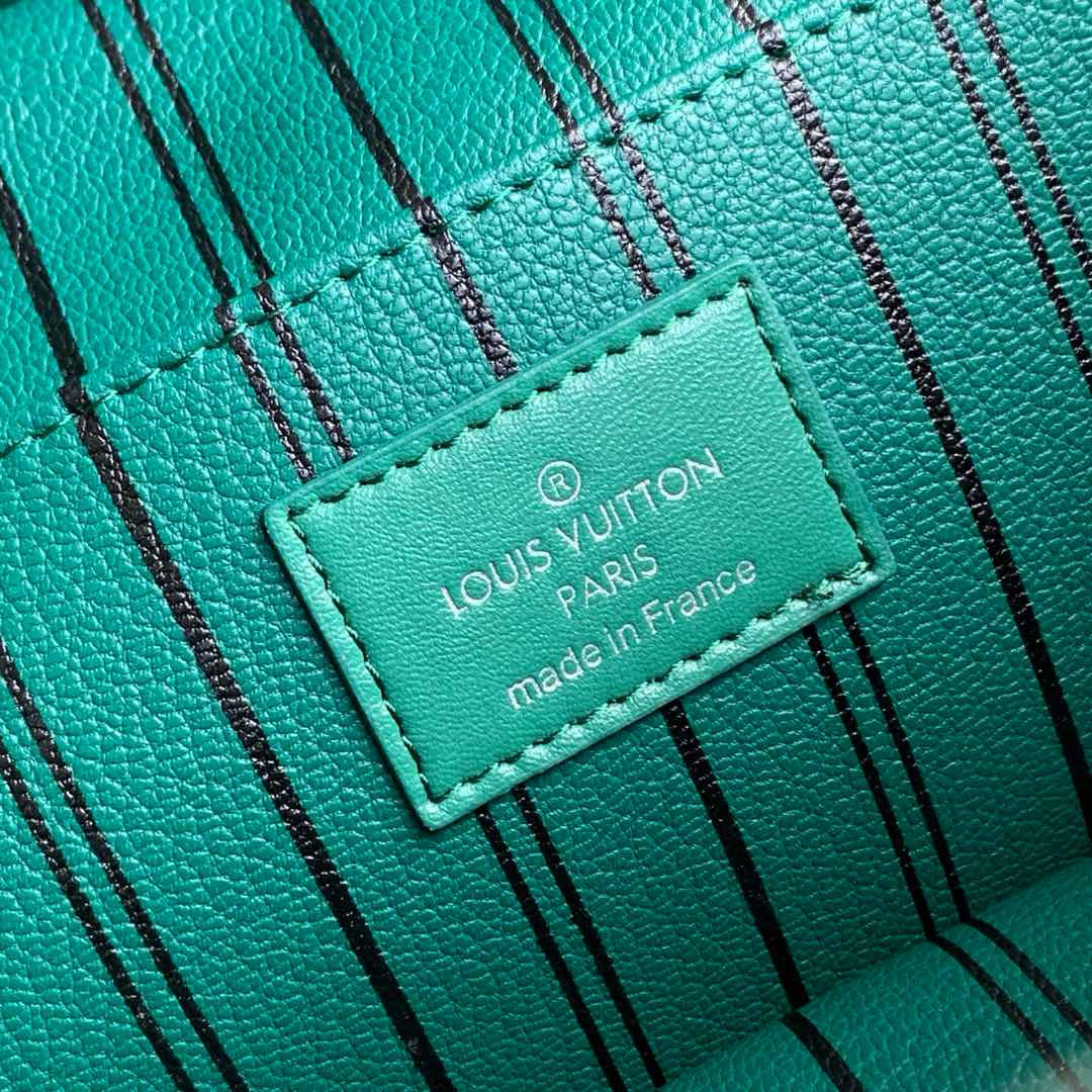 LOU NICE NANO BAG