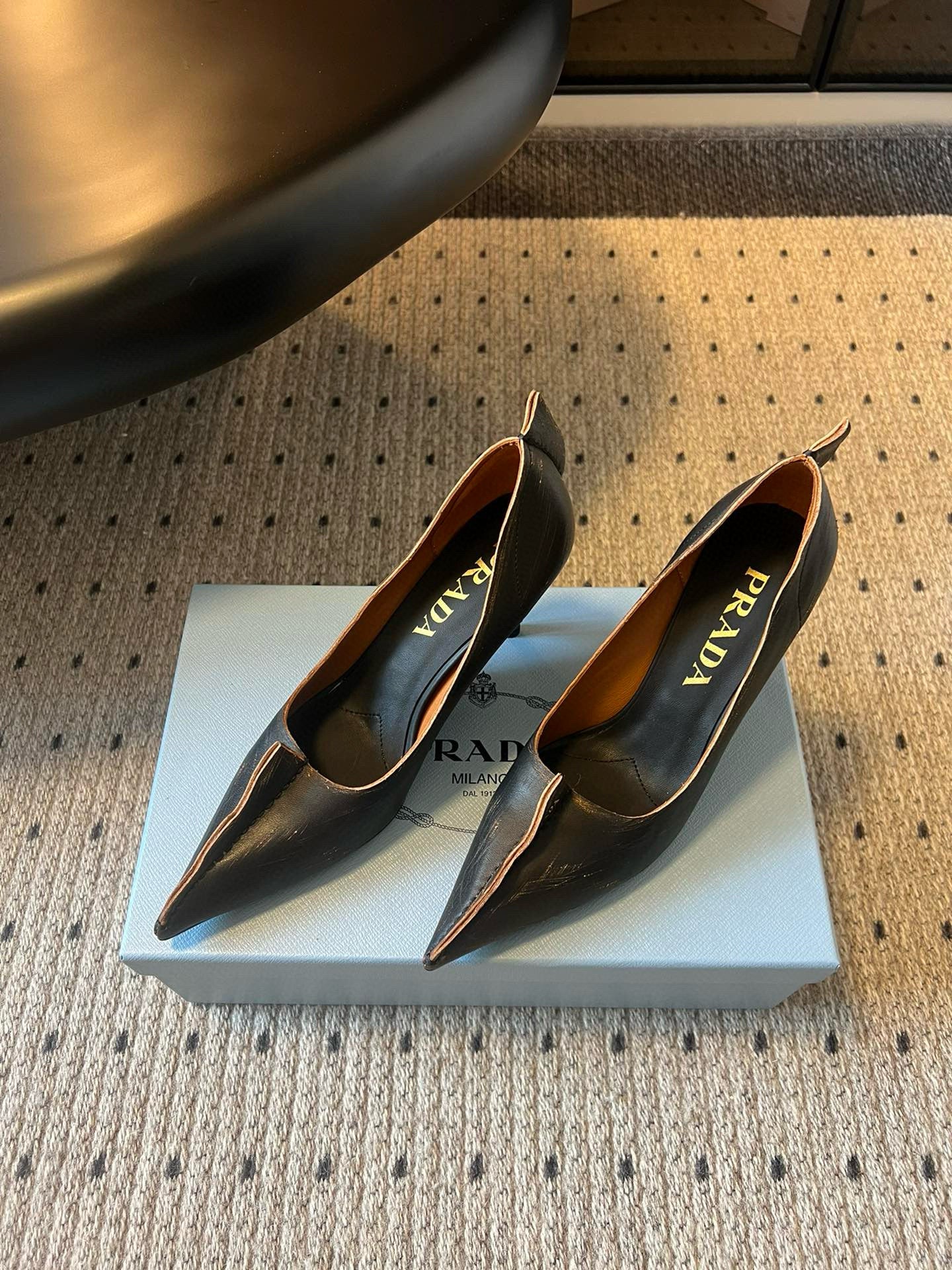PD HEELS