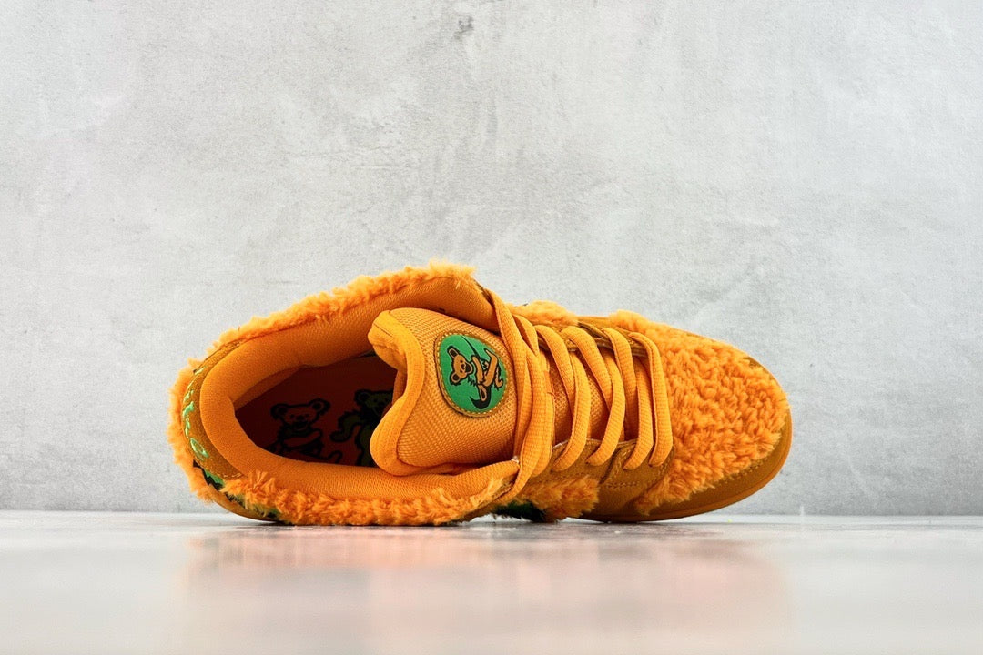 DUNK LOW DEAD BEARS
