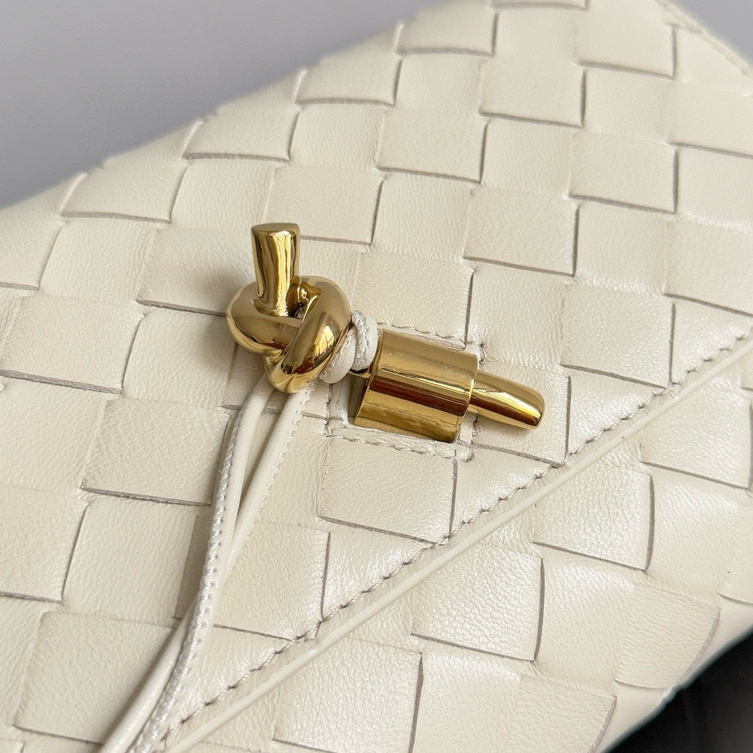 BOTT V ANDIAMO POUCH