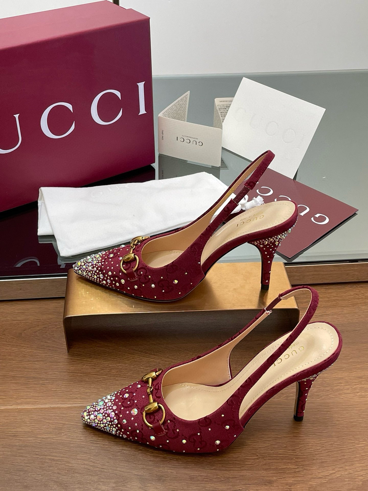 GG HEELS