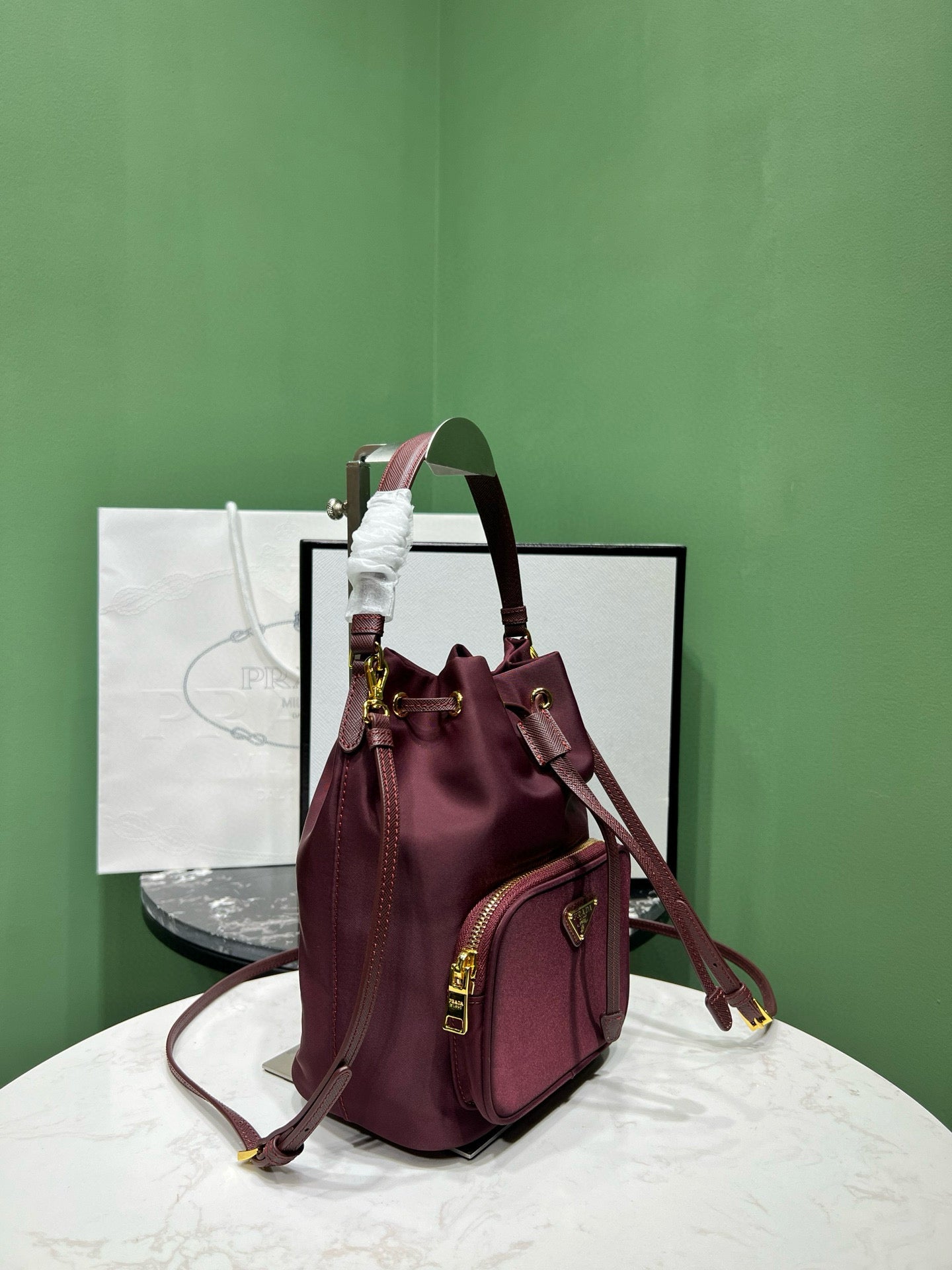 PD DUET RE-NYLON BUCKET BAG