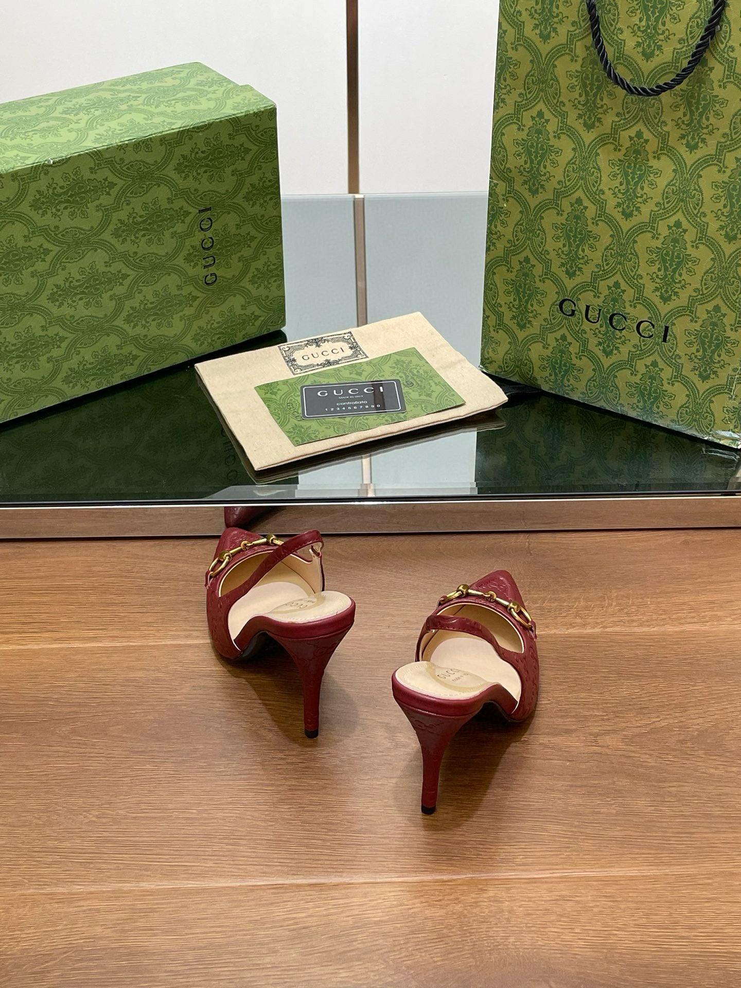 GG HEELS