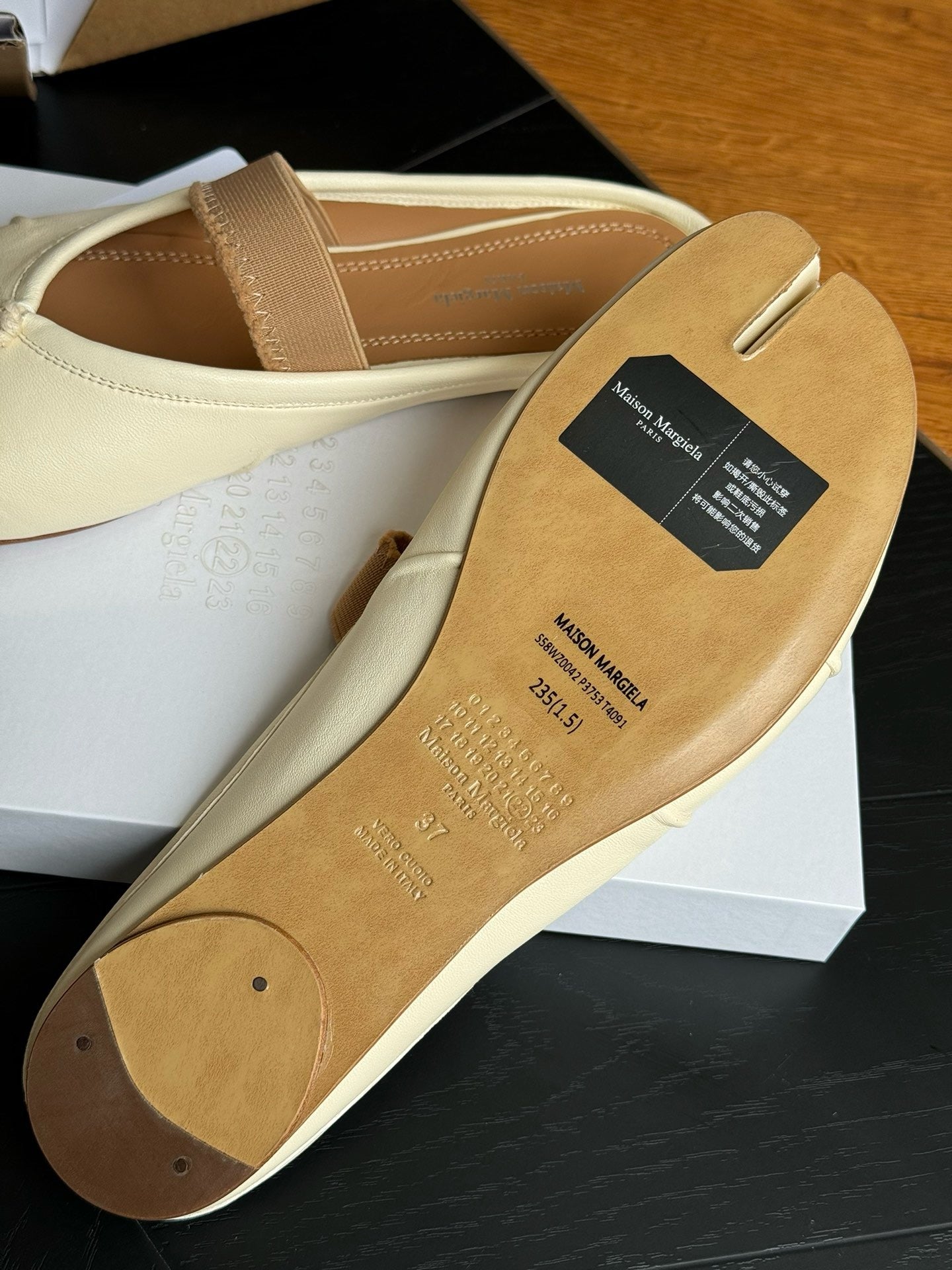 MAISON M TABI BALLET FLATS