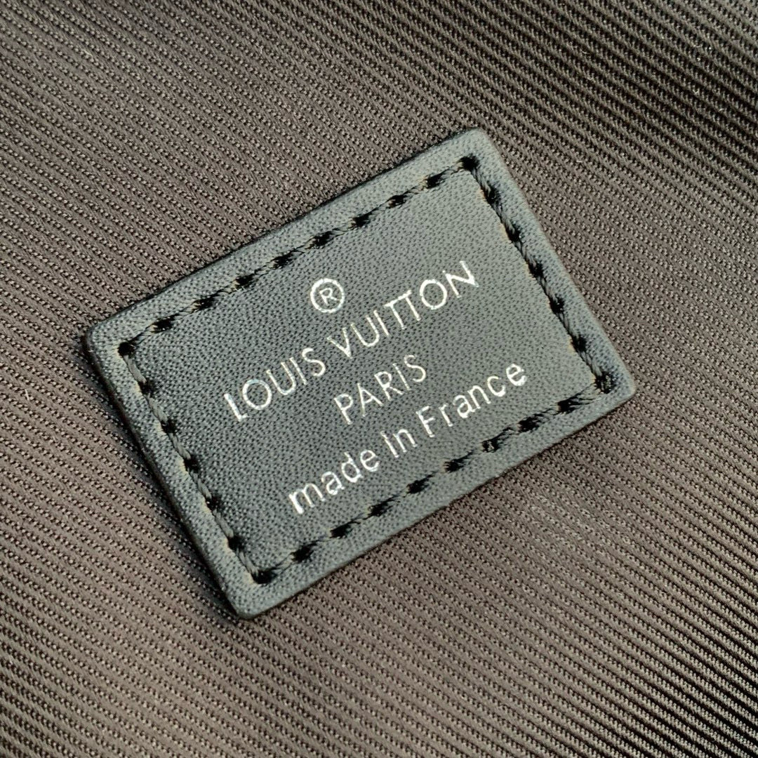 LOU AVENUE PM SLING BAG