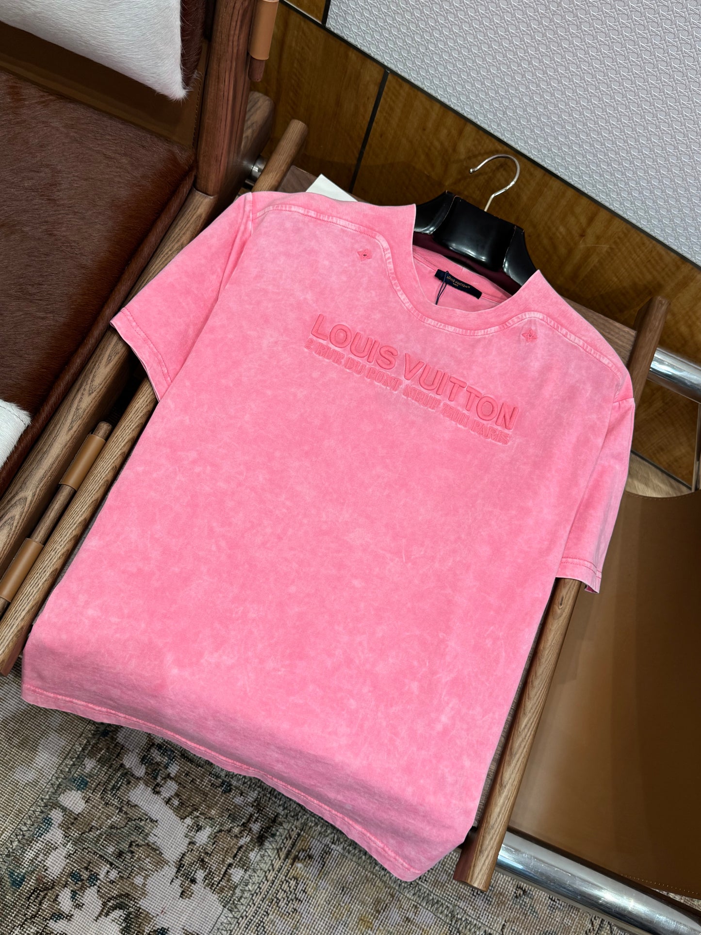 LOU T-SHIRT