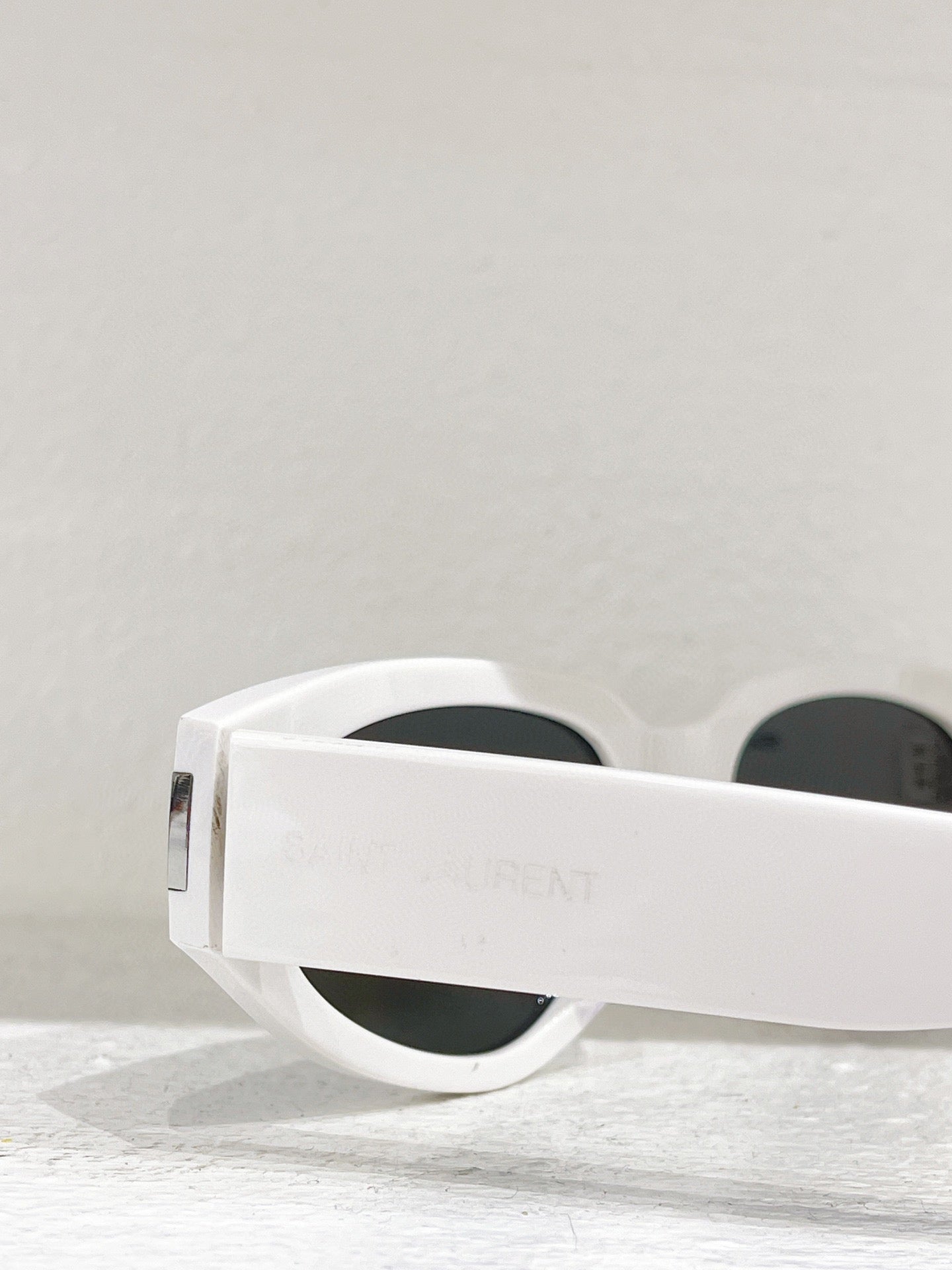 SL SUNGLASSES