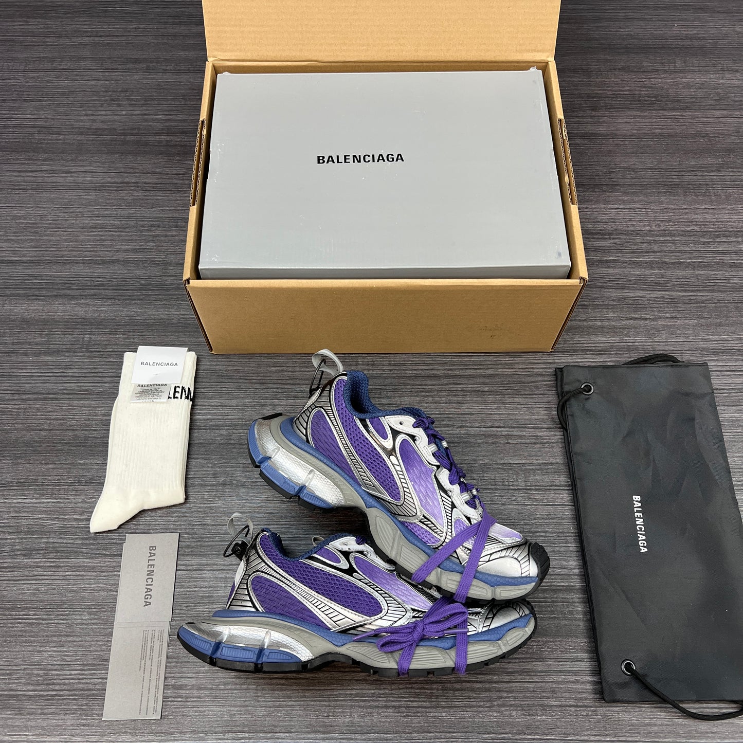 BAL 3XL TRAINERS