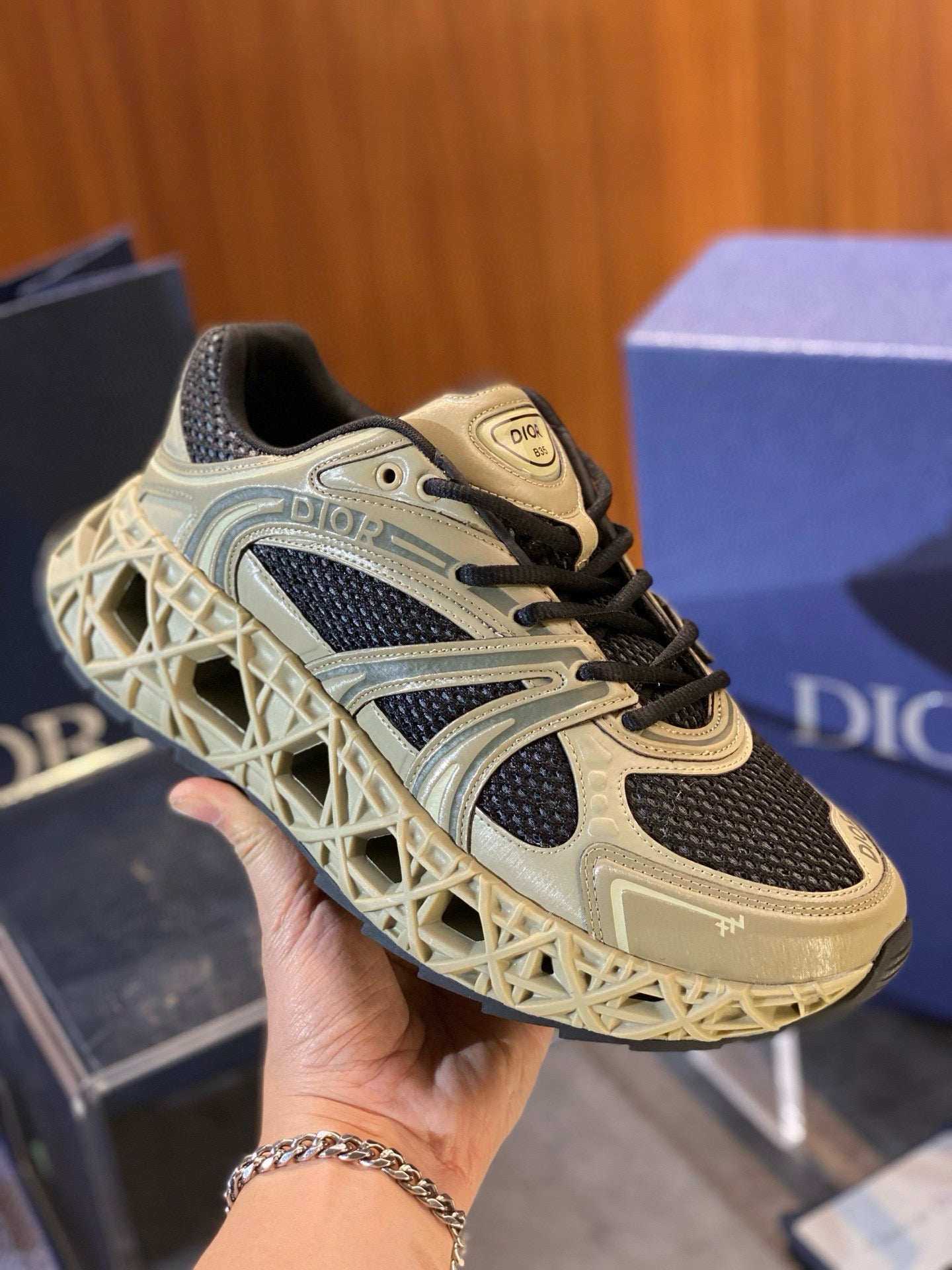 CD B35 SNEAKER
