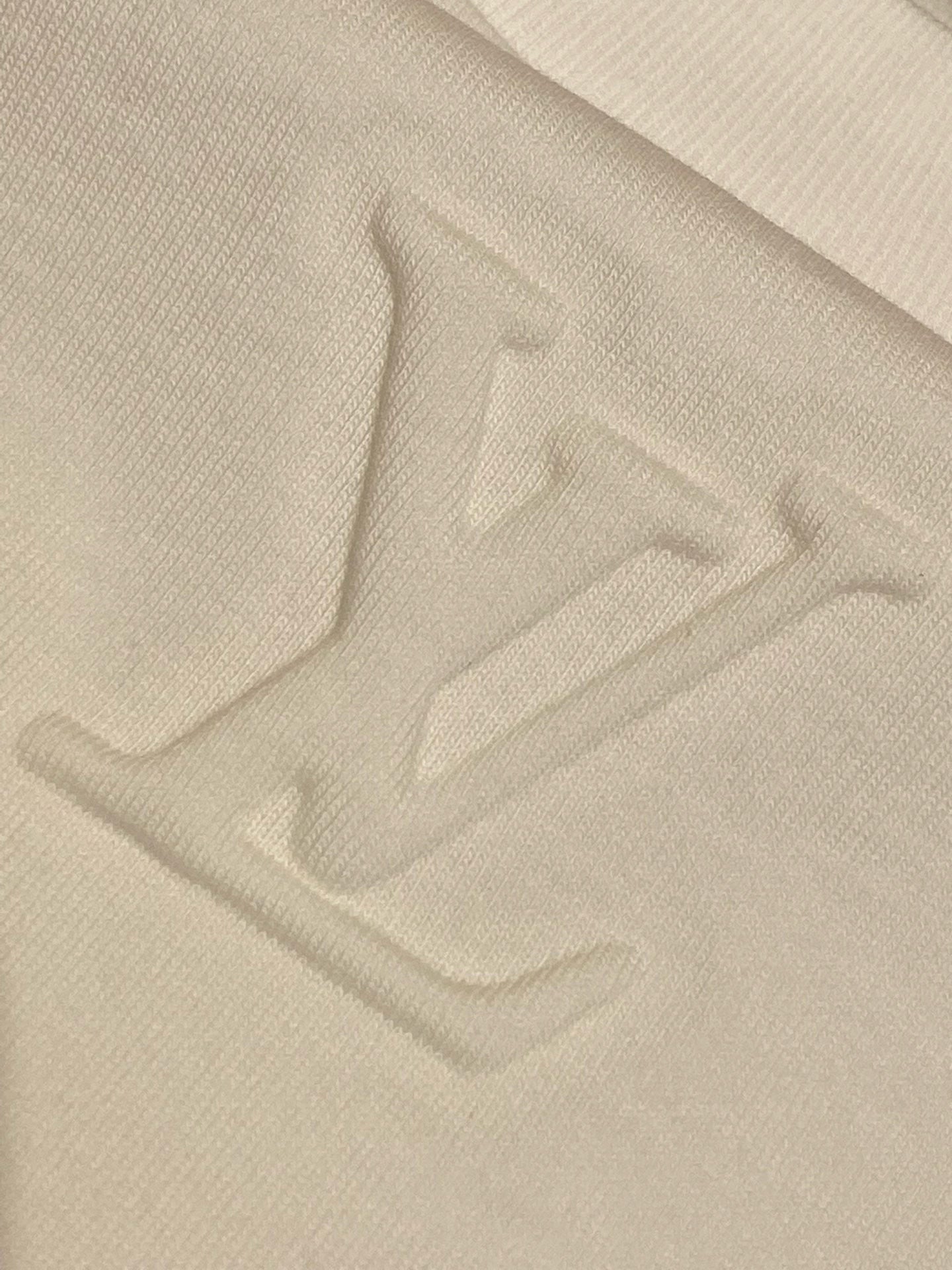 LOU T-SHIRT