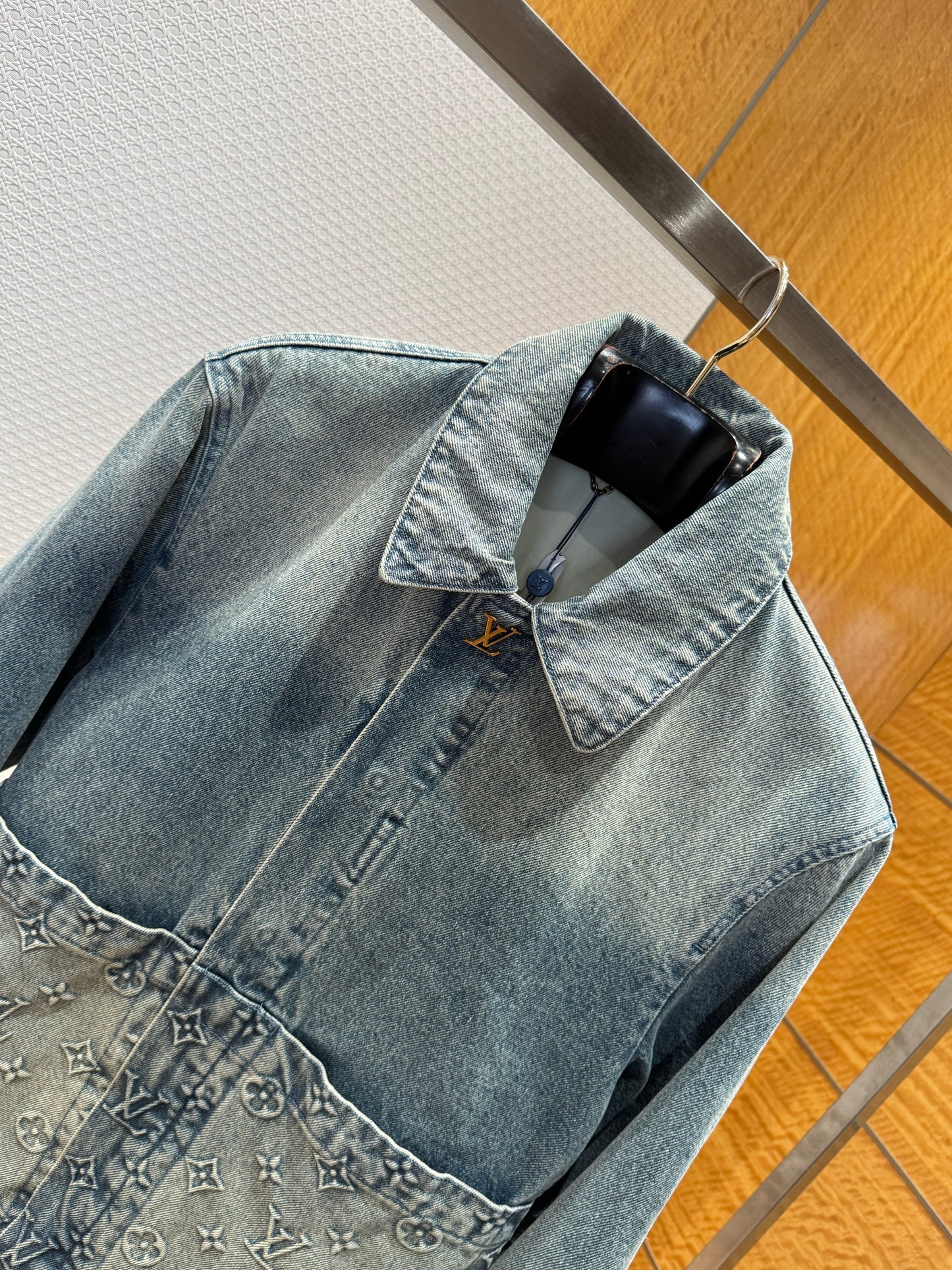 LOU DENIM JACKET