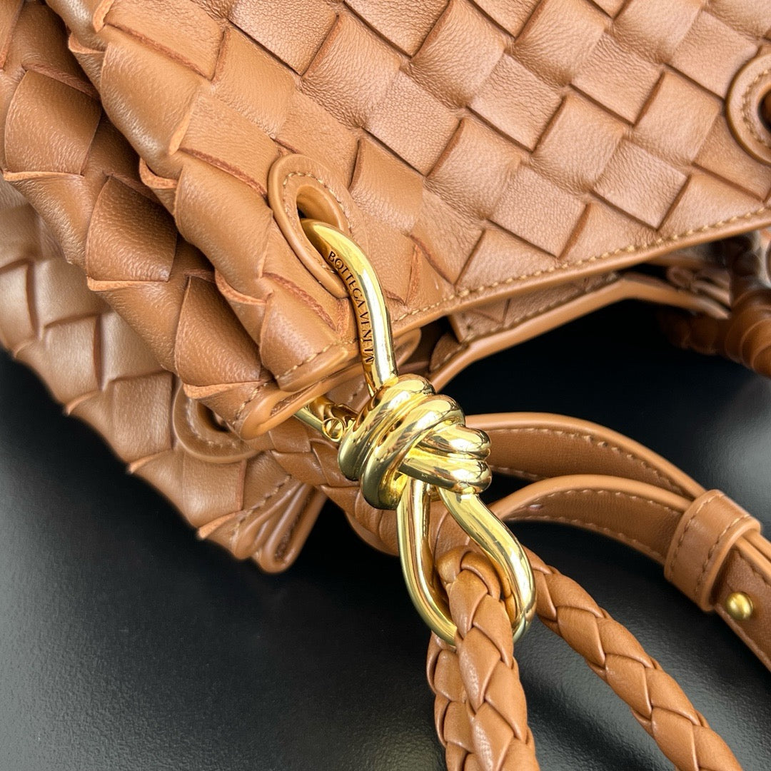 BOTT SMALL PARACHUTE CHAIN BAG