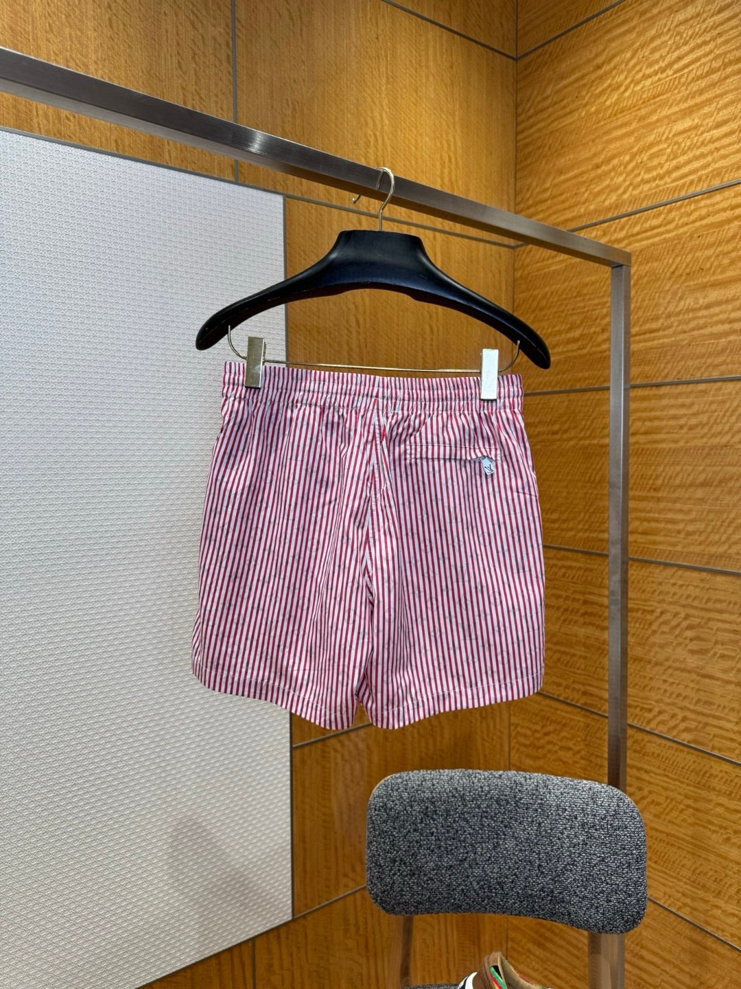 LOU SHORTS