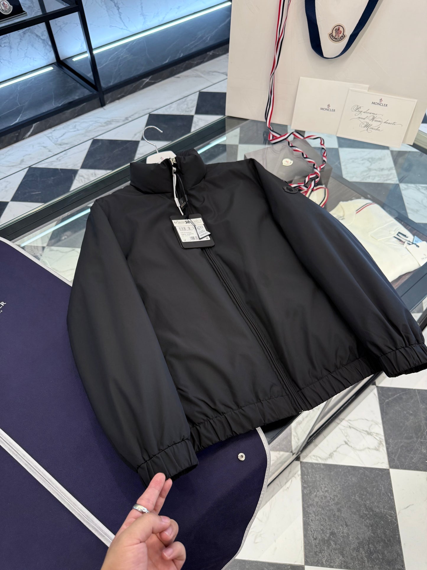 MONC LUSERNA JACKET