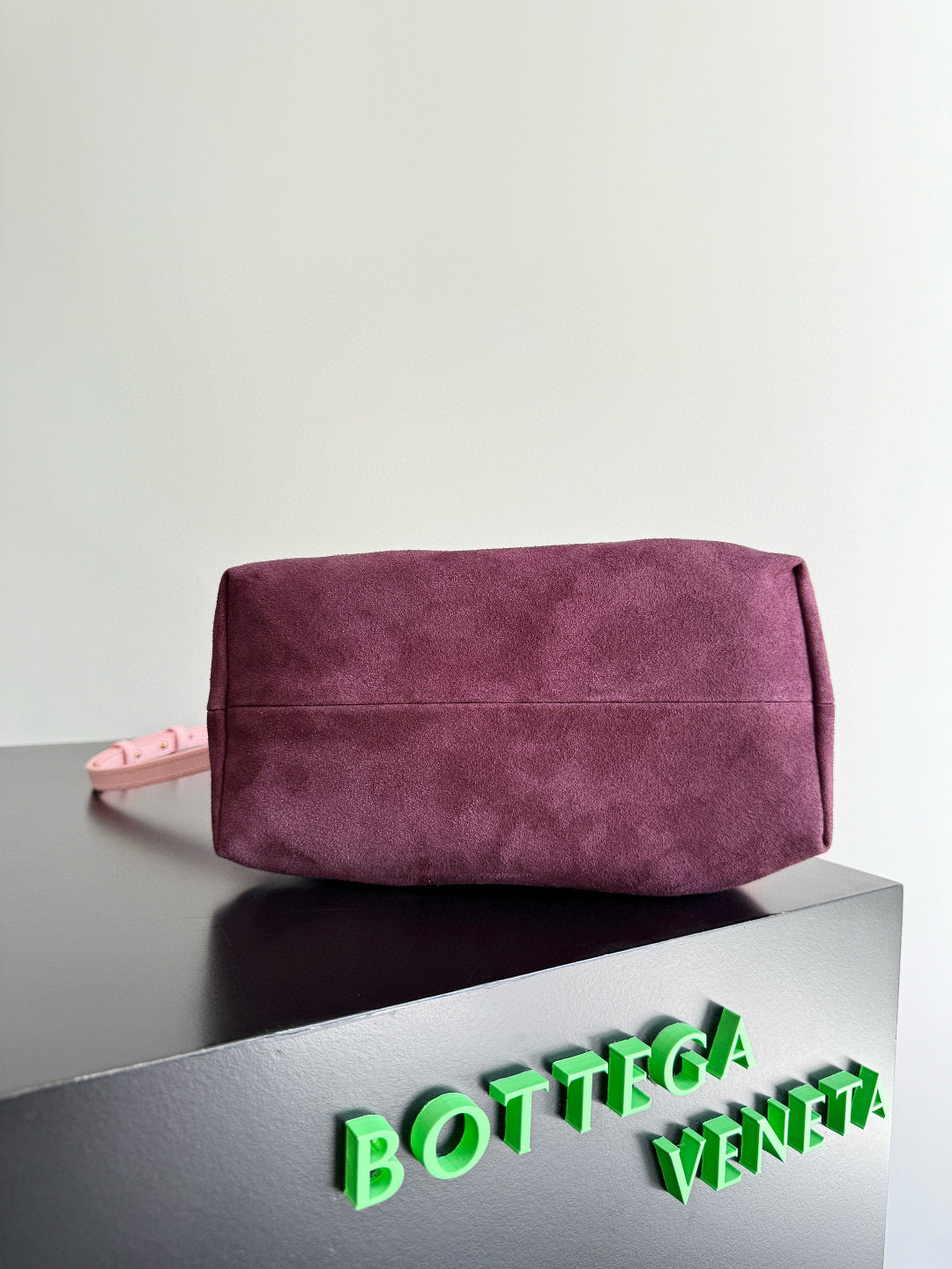 BOTT V SMALL PINACOTECA BAG