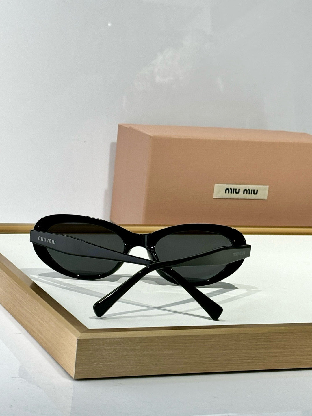 MIU M SUNGLASSES