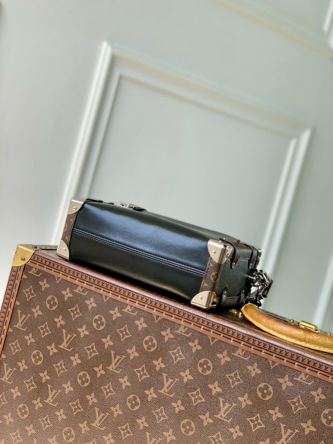 LOU SIDE TRUNK VIBE MM BAG